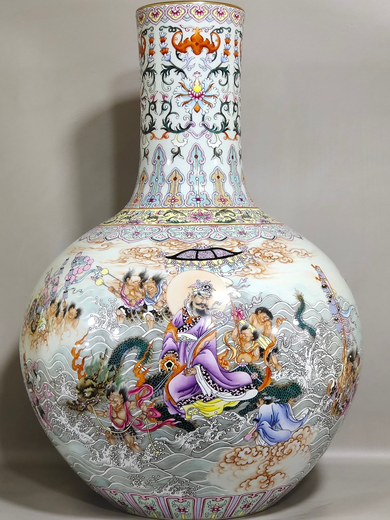 An Exquisite Celestial Sphere Vase Painted With Famille Rose Water God Patrolling Sea Scenes And (1 of 9)