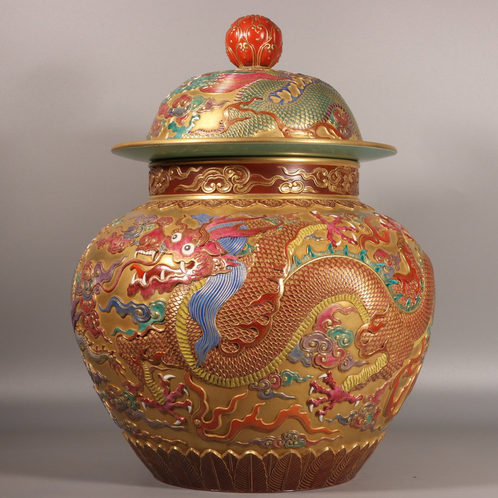 A Fine Enamel Color Gilded Ground Carved Dragon Pattern Jar (1 of 9)