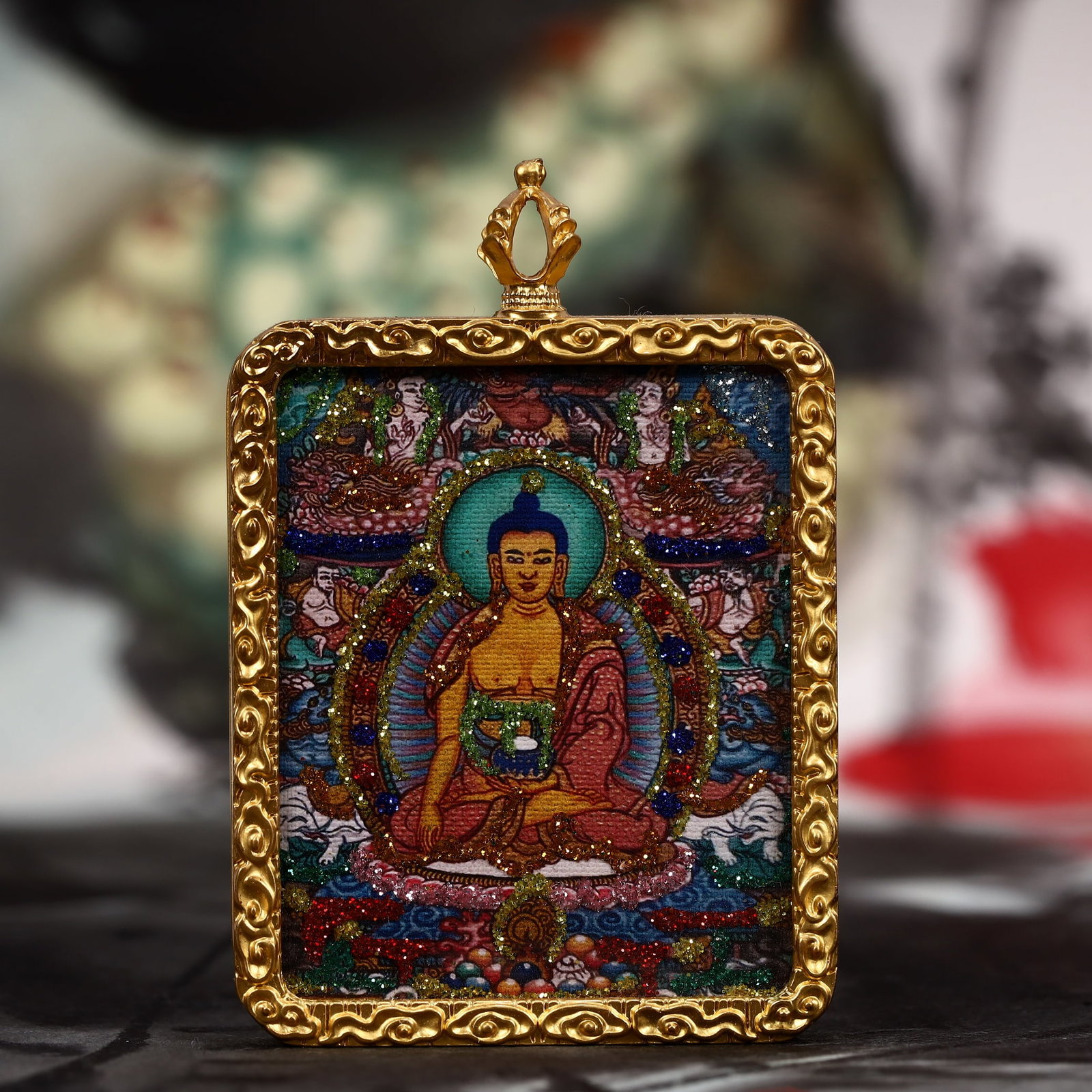 An Exquisite Painted Color Statue of Sakyamuni Tangka: An Exquisite Painted Color Statue of Sakyamuni Tangka,Size:5cmx7cm 彩绘释迦摩尼像唐卡