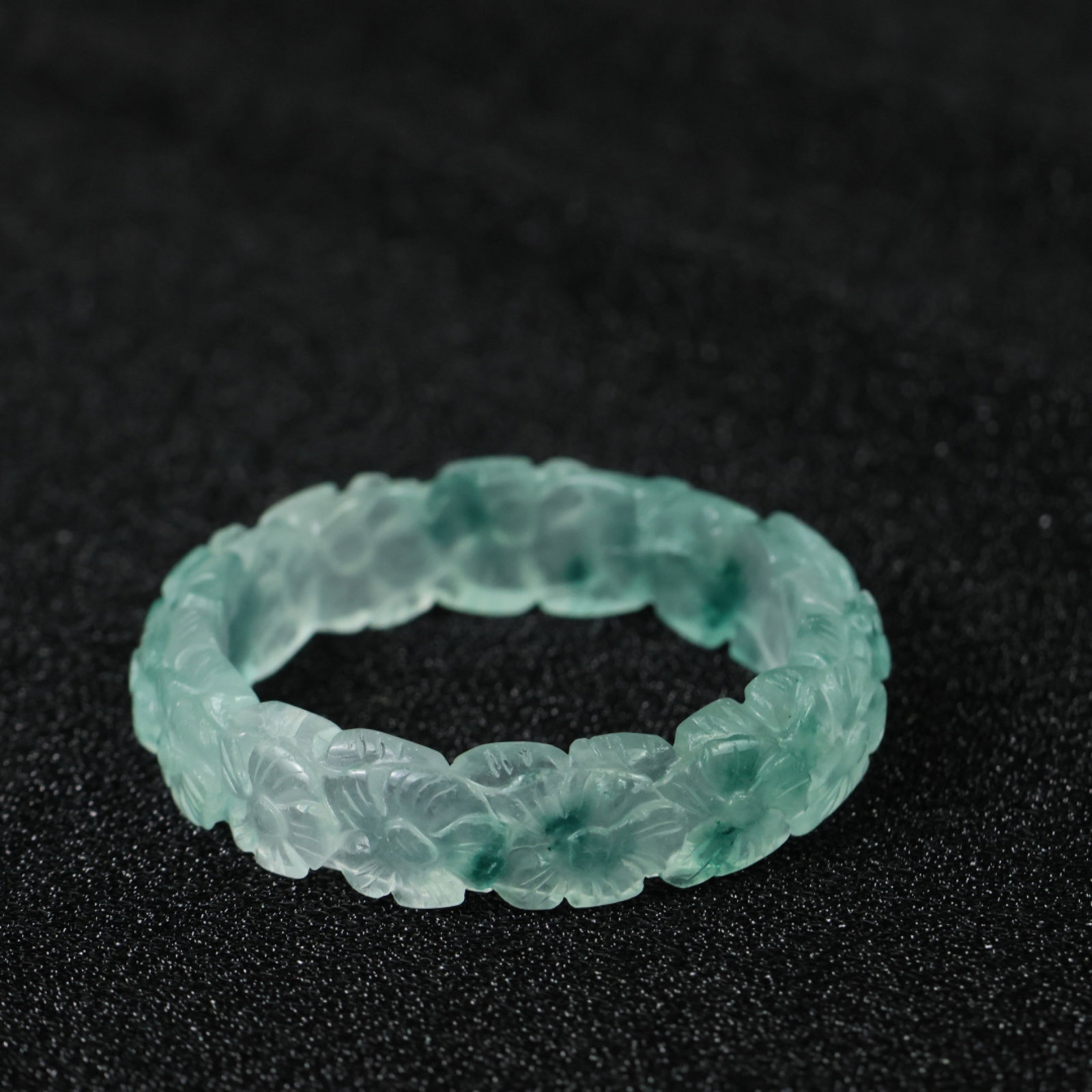 An Exquisite Jadeite Flower Pattern Bracelets - 6
