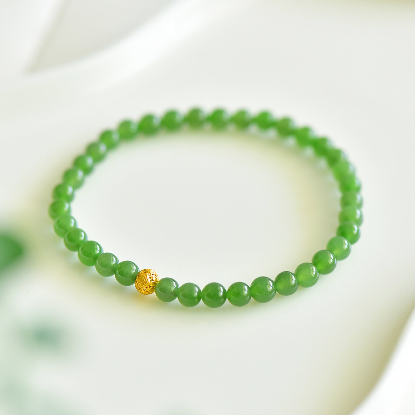 An Exquisite Jasper Bracelets - 5