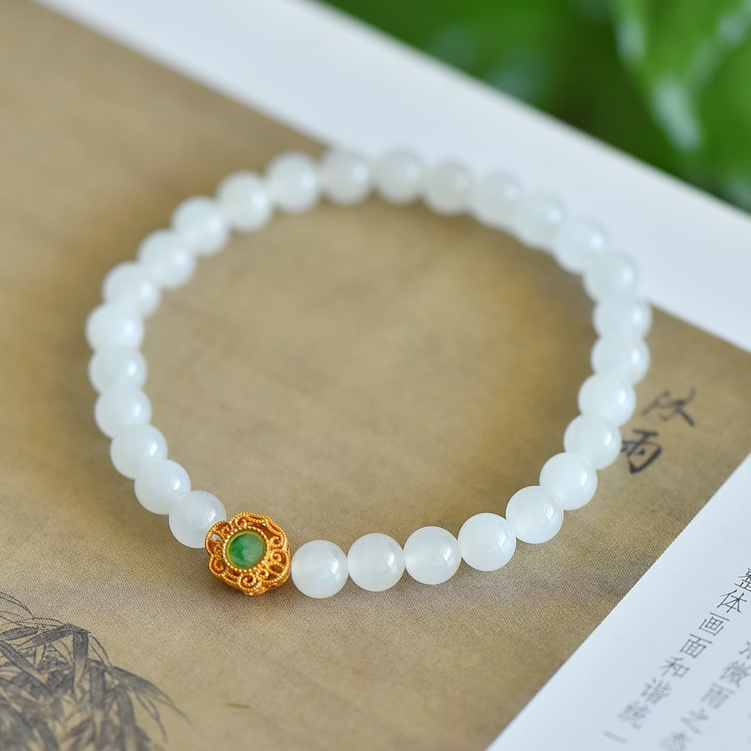 An Exquisite White Jade Bracelets - 2