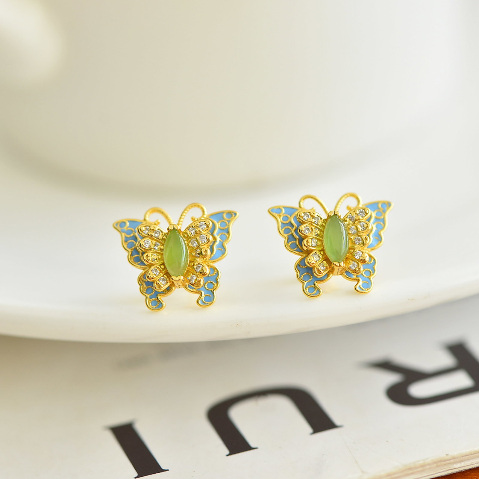 A Pair of Exquisite Sterling Silver-Gold Plated Inlaid Jasper Earrings,Inlaid Diamond: A Pair of Exquisite Sterling Silver-Gold Plated Inlaid Jasper Earrings,Inlaid Diamond,Size:3mmx6mm