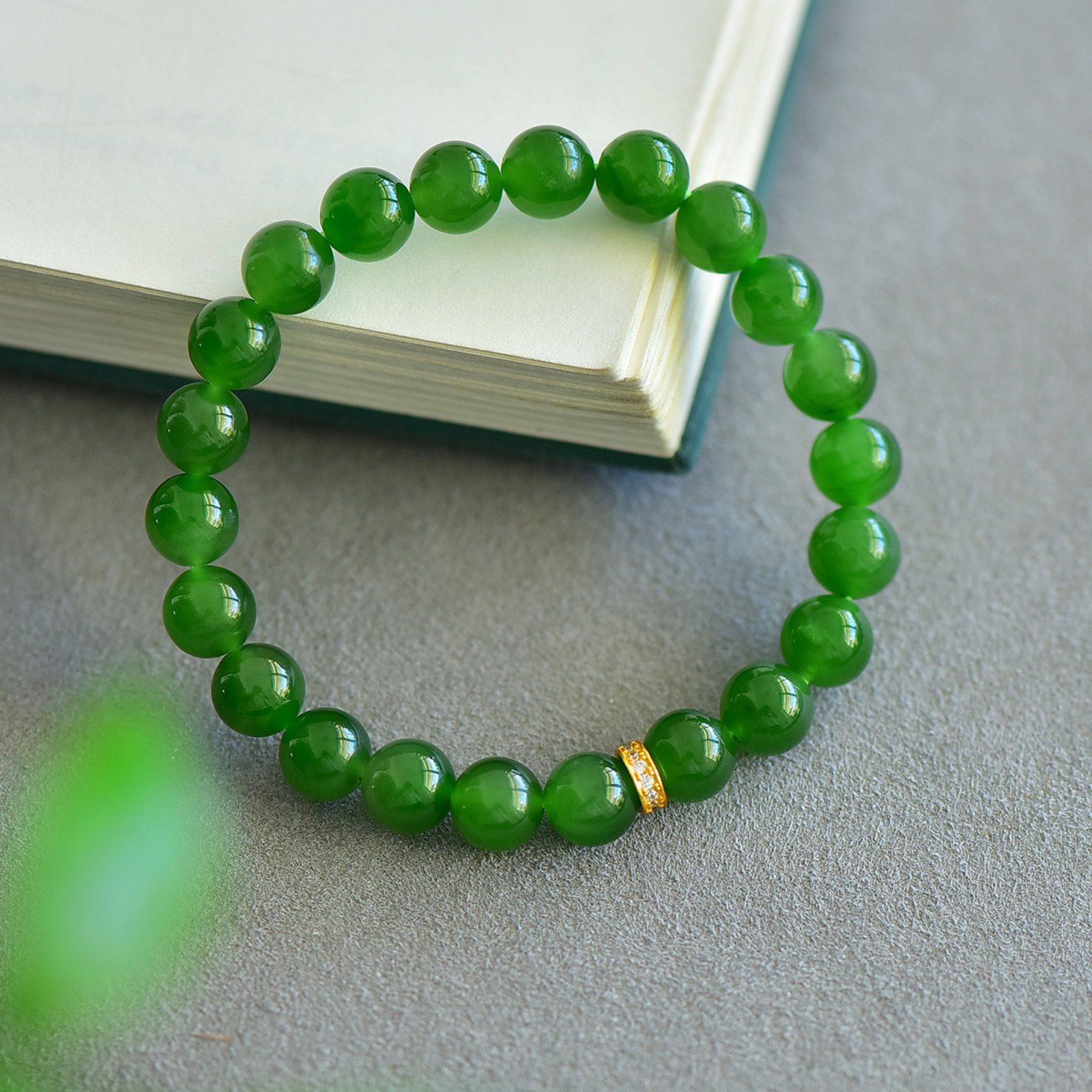 An Exquisite Jasper Bracelets: An Exquisite Jasper Bracelets,Size:8mm