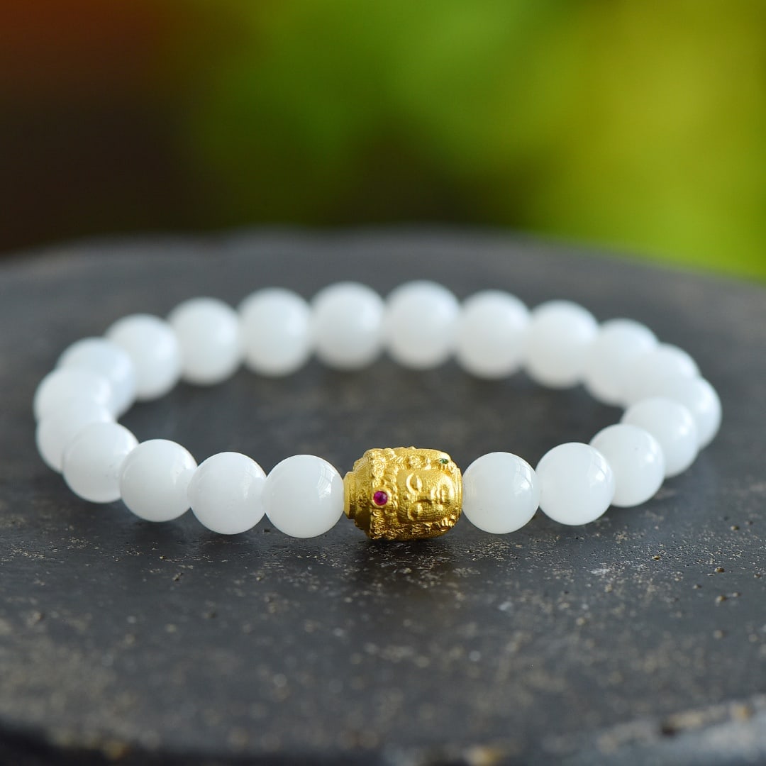 An Exquisite White Jade Bracelets: An Exquisite White Jade Bracelets,Size:8mm 白玉手串
