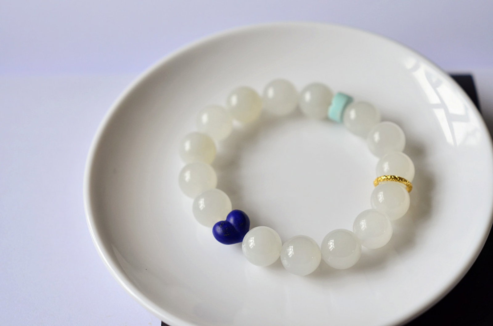 An Exquisite White Jade Bracelets: An Exquisite White Jade Bracelets,Size:12mm 白玉手串