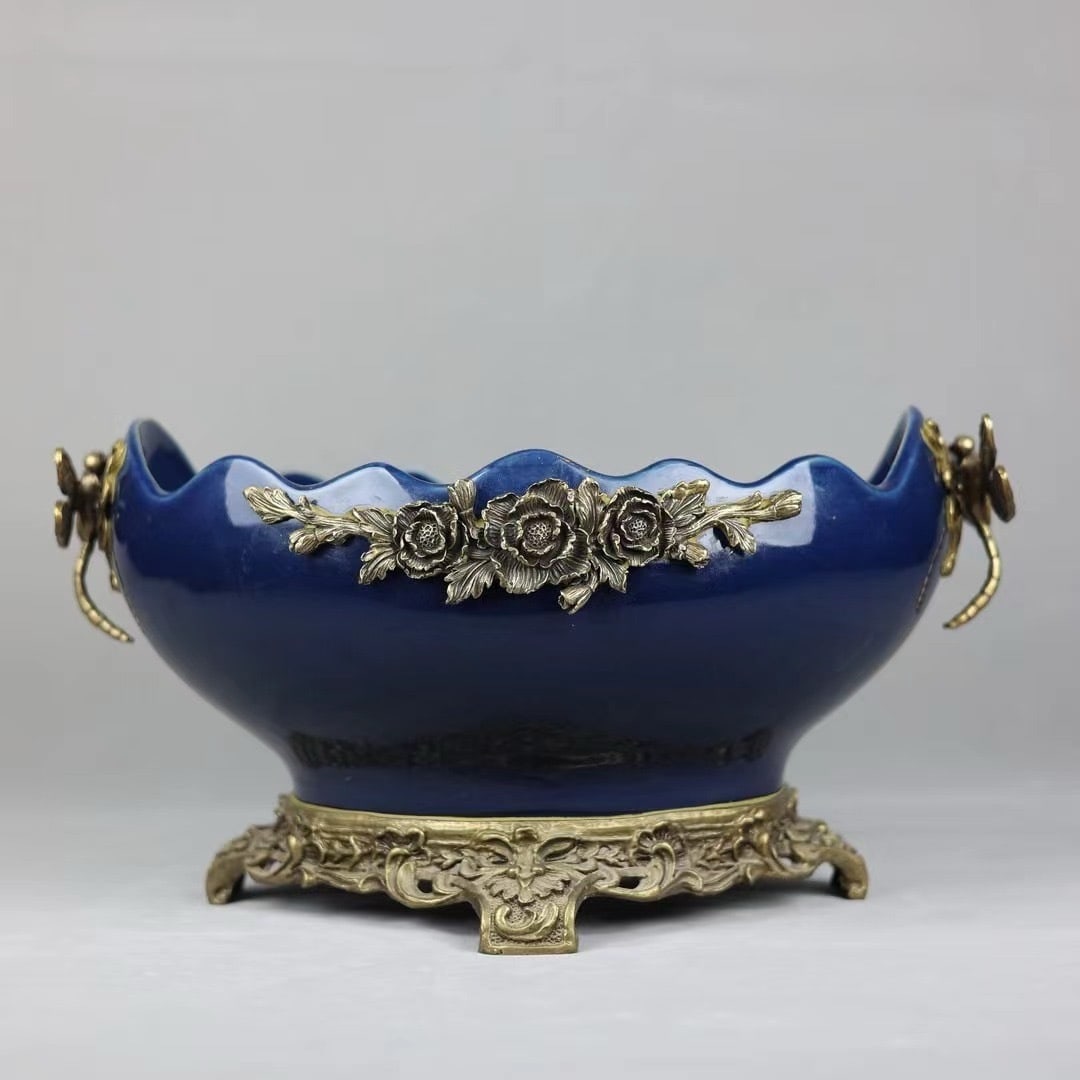 An Exquisite Sacrificial Blue Glaze Fruit Plate With Double Copper Dragonfly Ears: An Exquisite Sacrificial Blue Glaze Fruit Plate With Double Copper Dragonfly Ears,China Qing Dynasty,Six-Character Yongzheng Mark,Dimensions:9.8inx12.6in,祭蓝釉镶铜අ