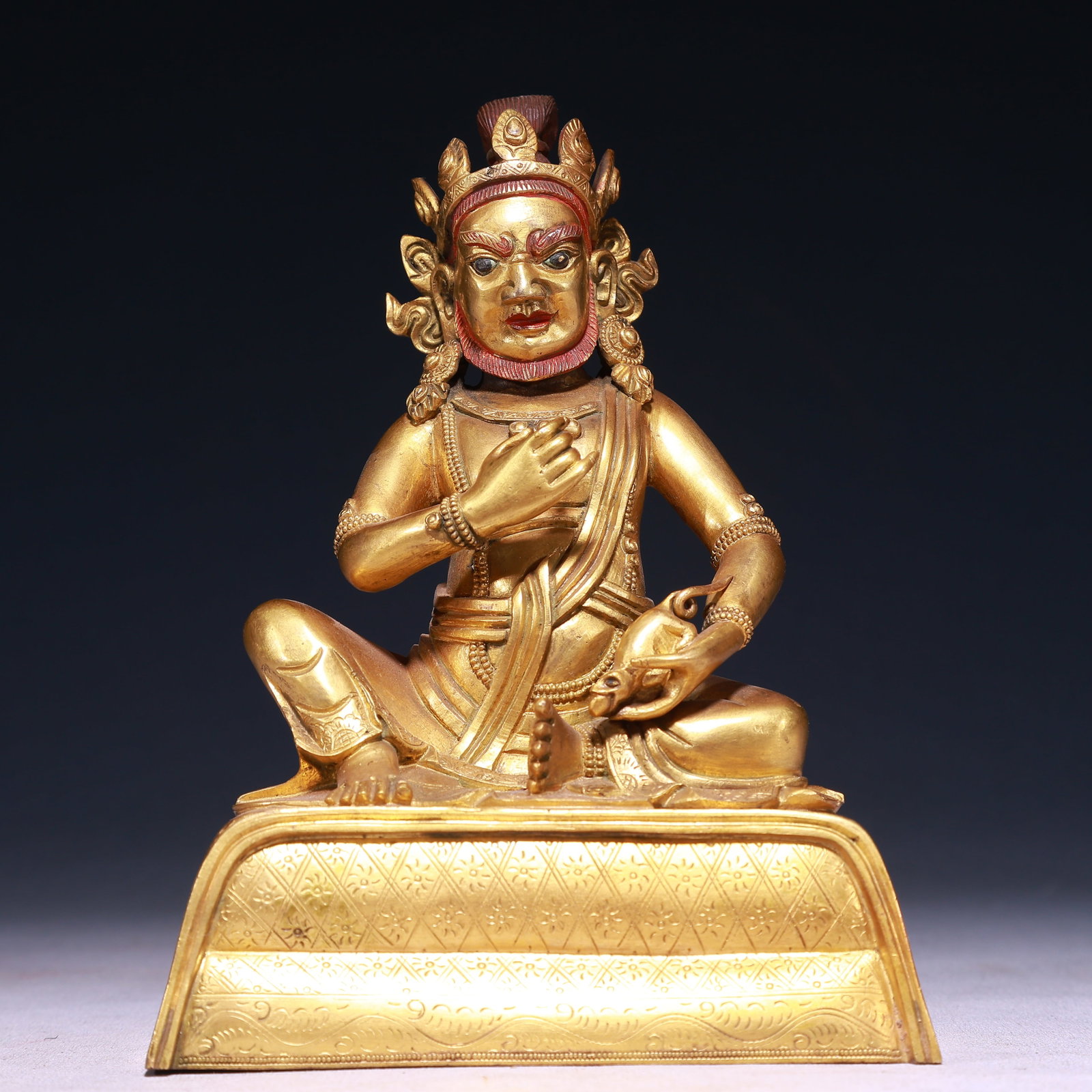 A Solemn Gilt Bronze Statue of Mammon: A Solemn Gilt Bronze Statue of Mammon,Qing Dynasty,China,Size:5.5inx3.9inx7.5in,Weight:2300g 铜鎏金财神像,中国清代