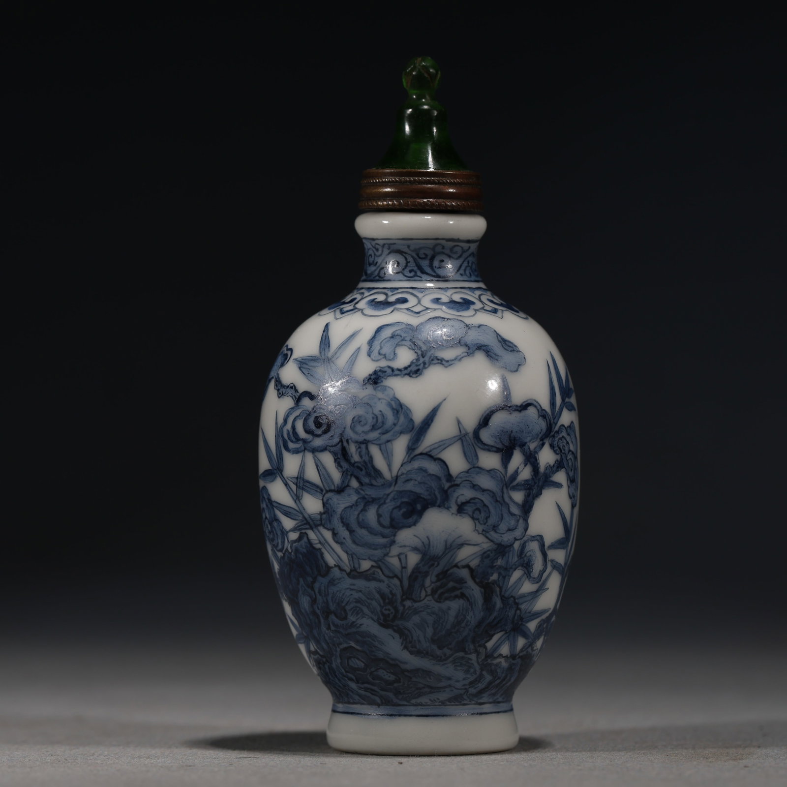 A Chinese Blue and White Porcelain Snuff Bottle with Bamboo and Rocks,Qianlong Mark (1 of 6)