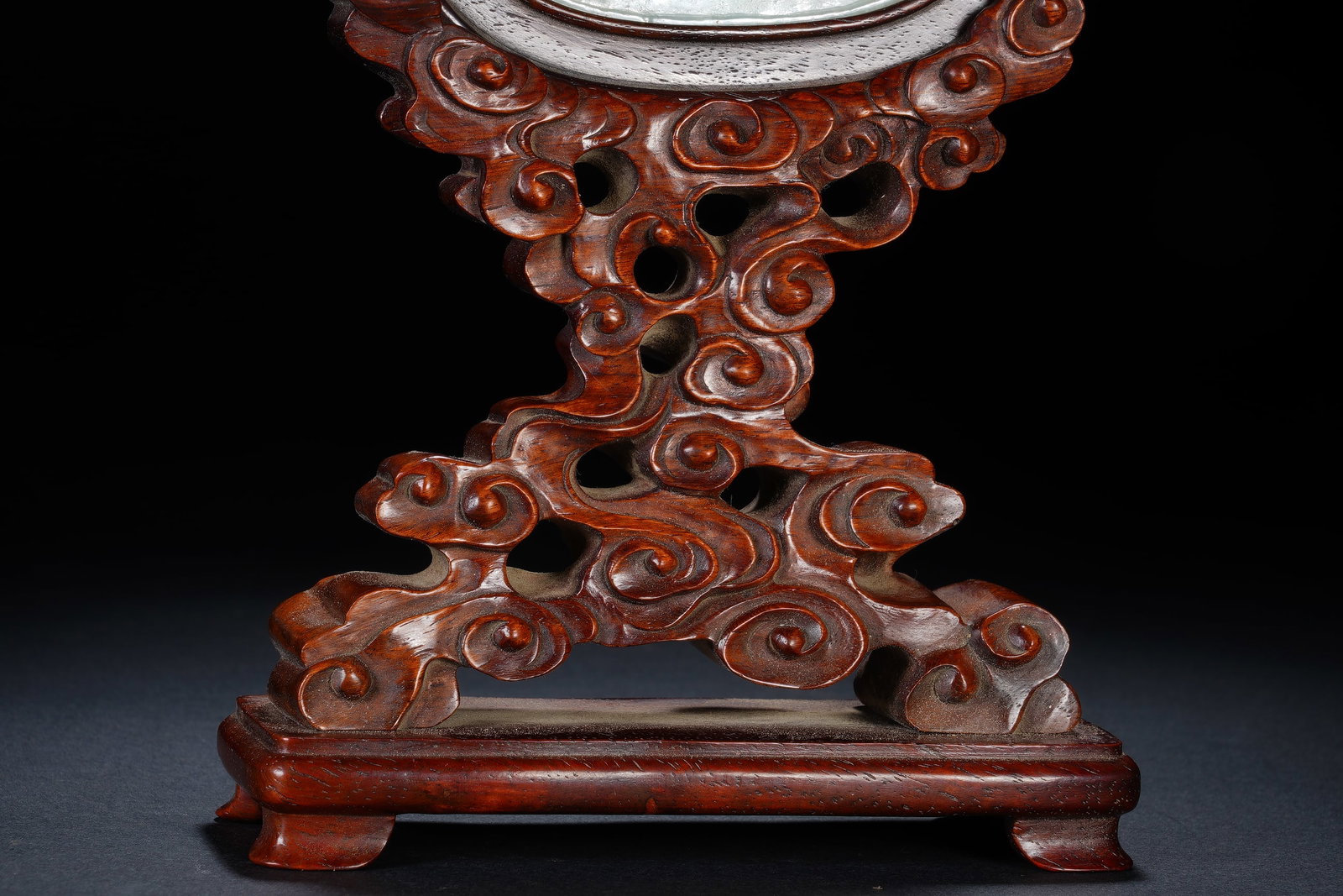 An Exquisite Jadeite Relief Table Screen With Longevity Pattern - 4