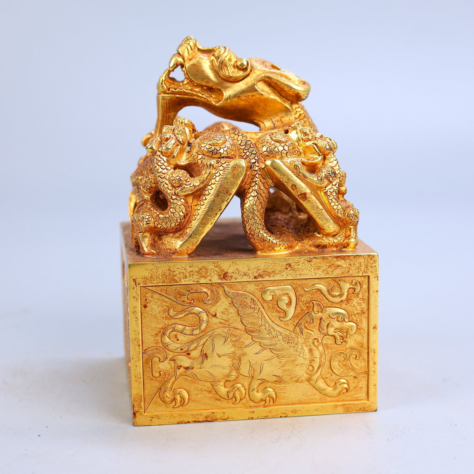 An Exquisite Gilt Bronze Square Seal With Multiple Dragon Knobs - 3