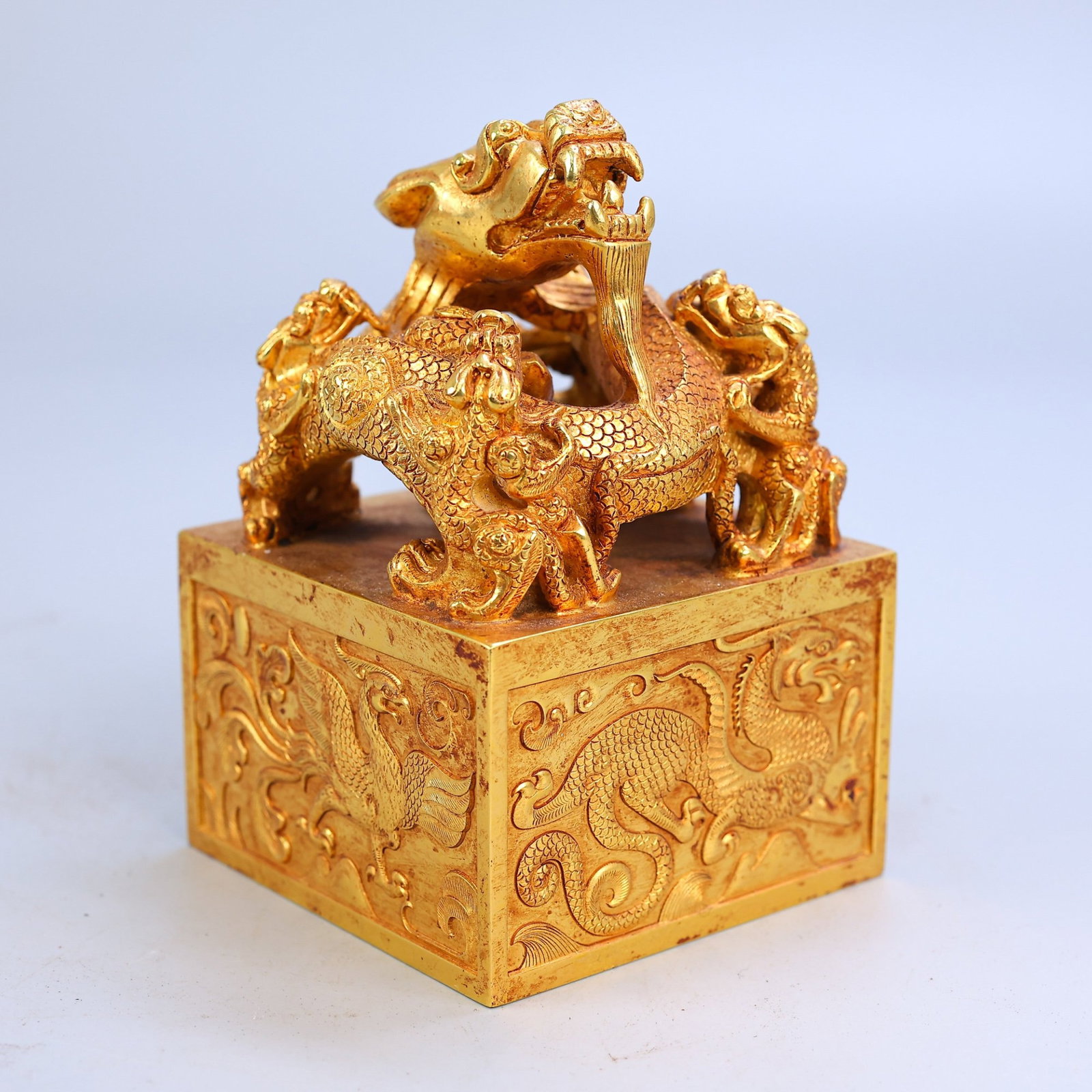 An Exquisite Gilt Bronze Square Seal With Multiple Dragon Knobs - 8