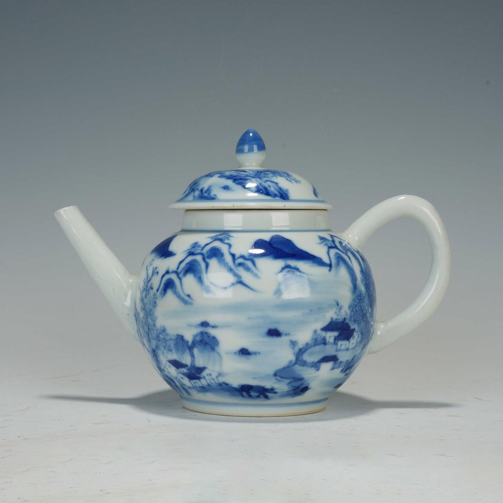 An Exquisite Blue And White Ewer With Continuous Landscape Scenery (1 of 7)