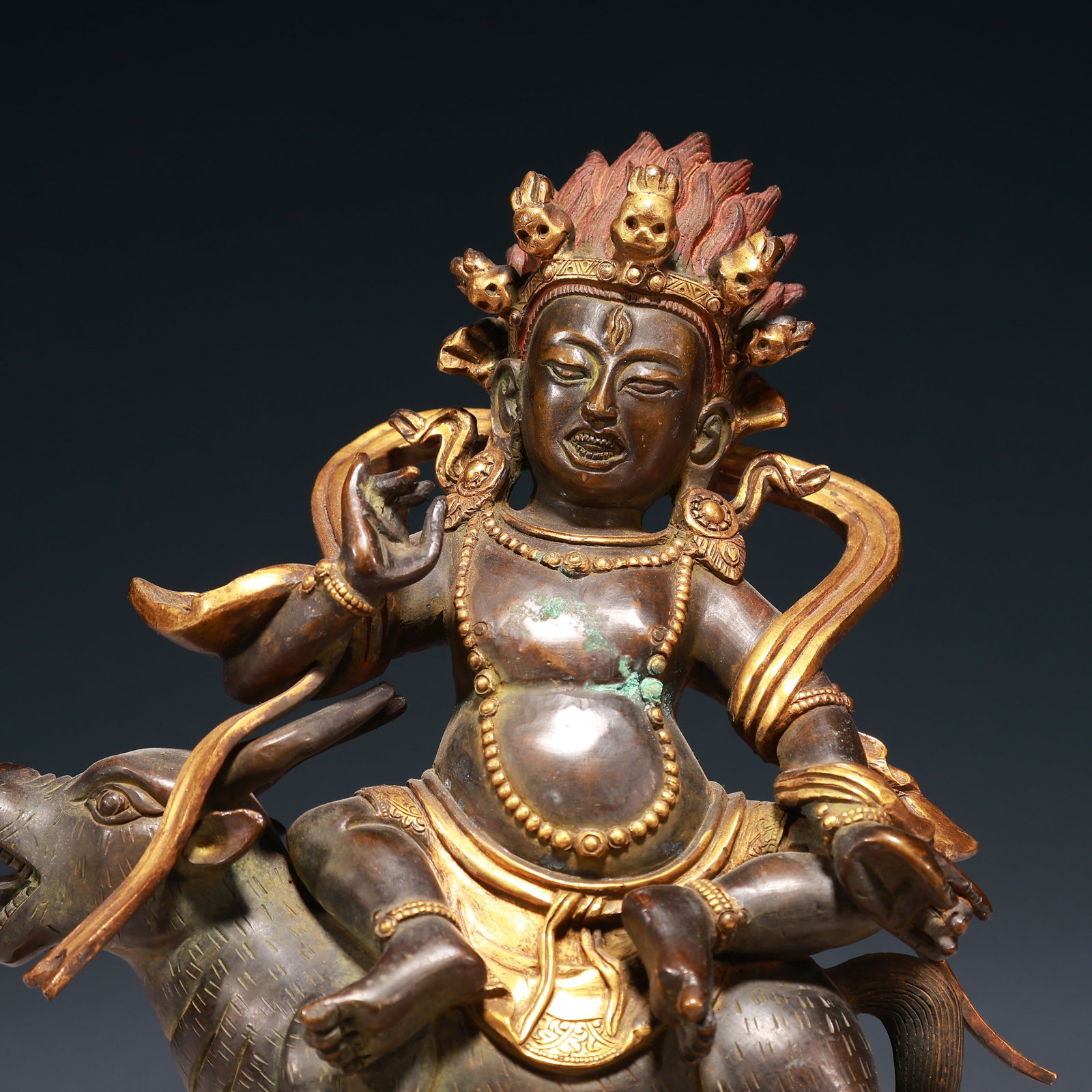 A Solemn Gilt Bronze Buddha Statue - 3