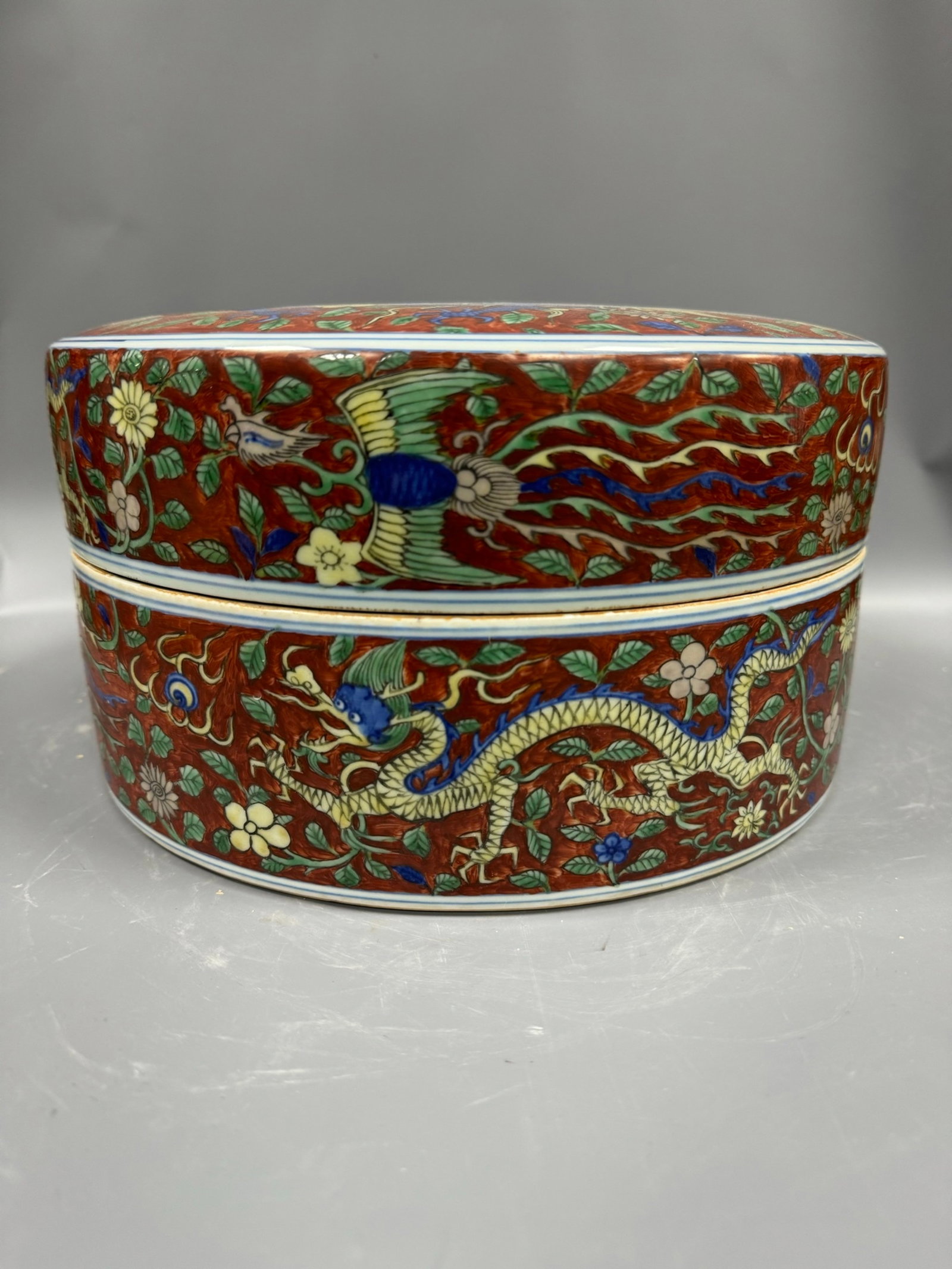 A Fine Fruit Box,Underglaze Blue Dragon & Phoenix On Red Ground: A Fine Fruit Box,Underglaze Blue Dragon & Phoenix On Red Ground,Ming Dynasty,China,Wanli Six-character