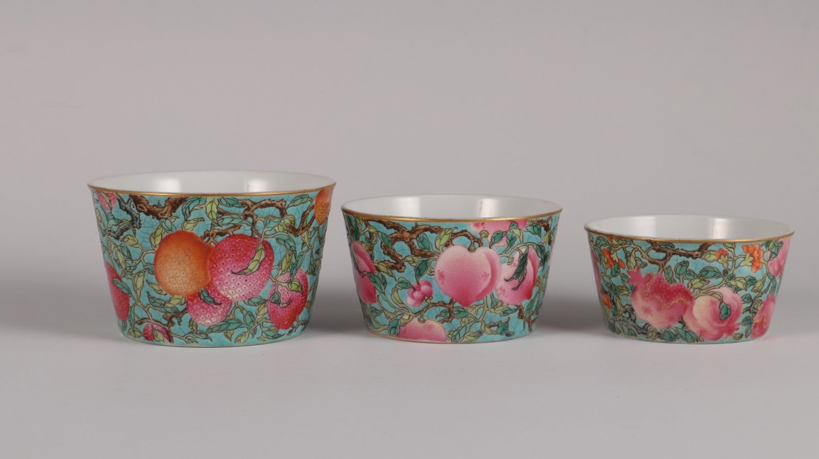 A Set of Fine turquoise green ground falangcai three abundances vat-shaped cups,: A Set of Fine turquoise green ground falangcai three abundances vat-shaped cups,Qing Dynasty, China,Yongzheng Four-character Mark,Size:2.2inx3in,一套松石绿地珐