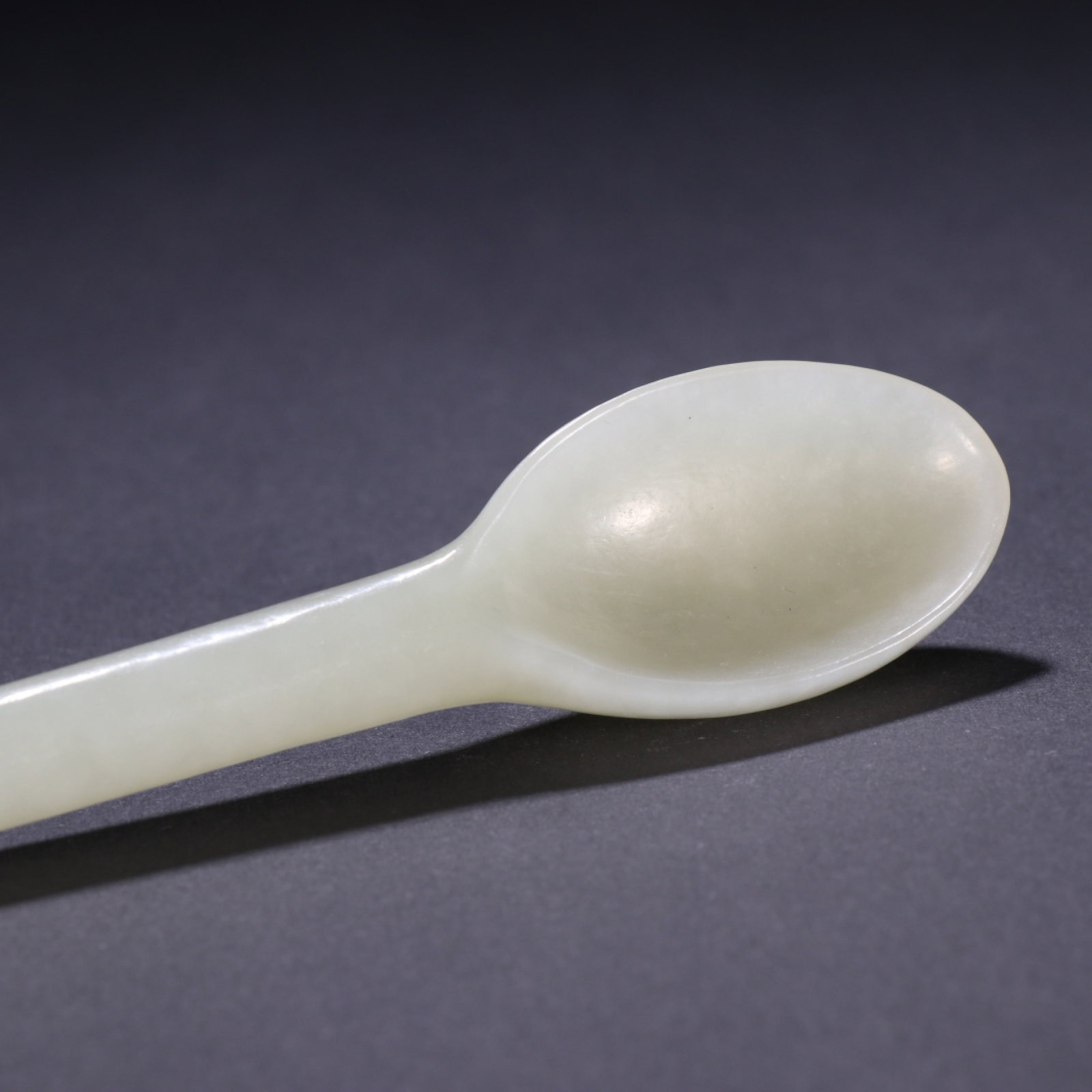 An Exquisite White Jade Spoon - 8