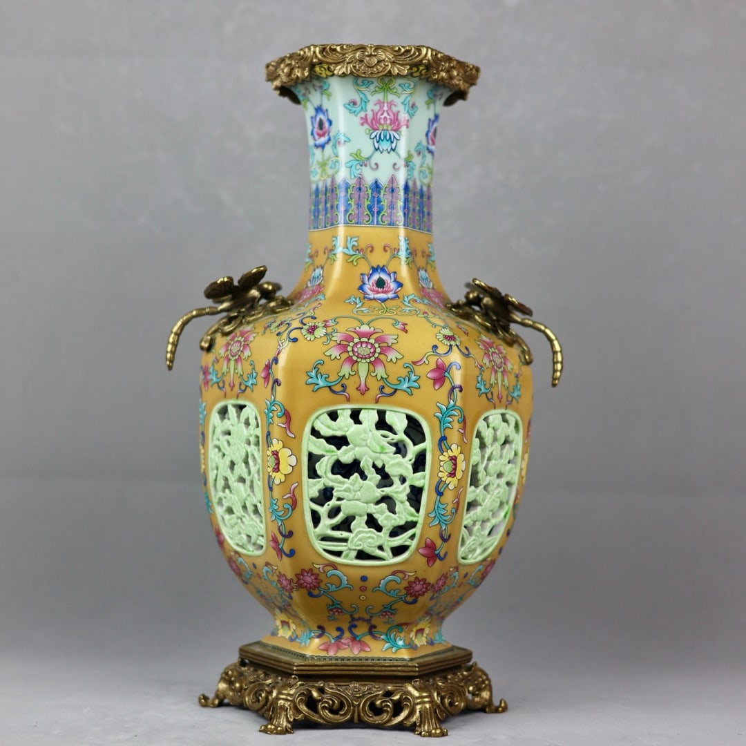 An Exquisite Yellow Ground Famille Rose Hexagonal Vase With Hollow-Out Dragonfly Ears: An Exquisite Yellow Ground Famille Rose Hexagonal Vase With Hollow-Out Dragonfly Ears,China Qing Dynasty,Four-Character Qianlong