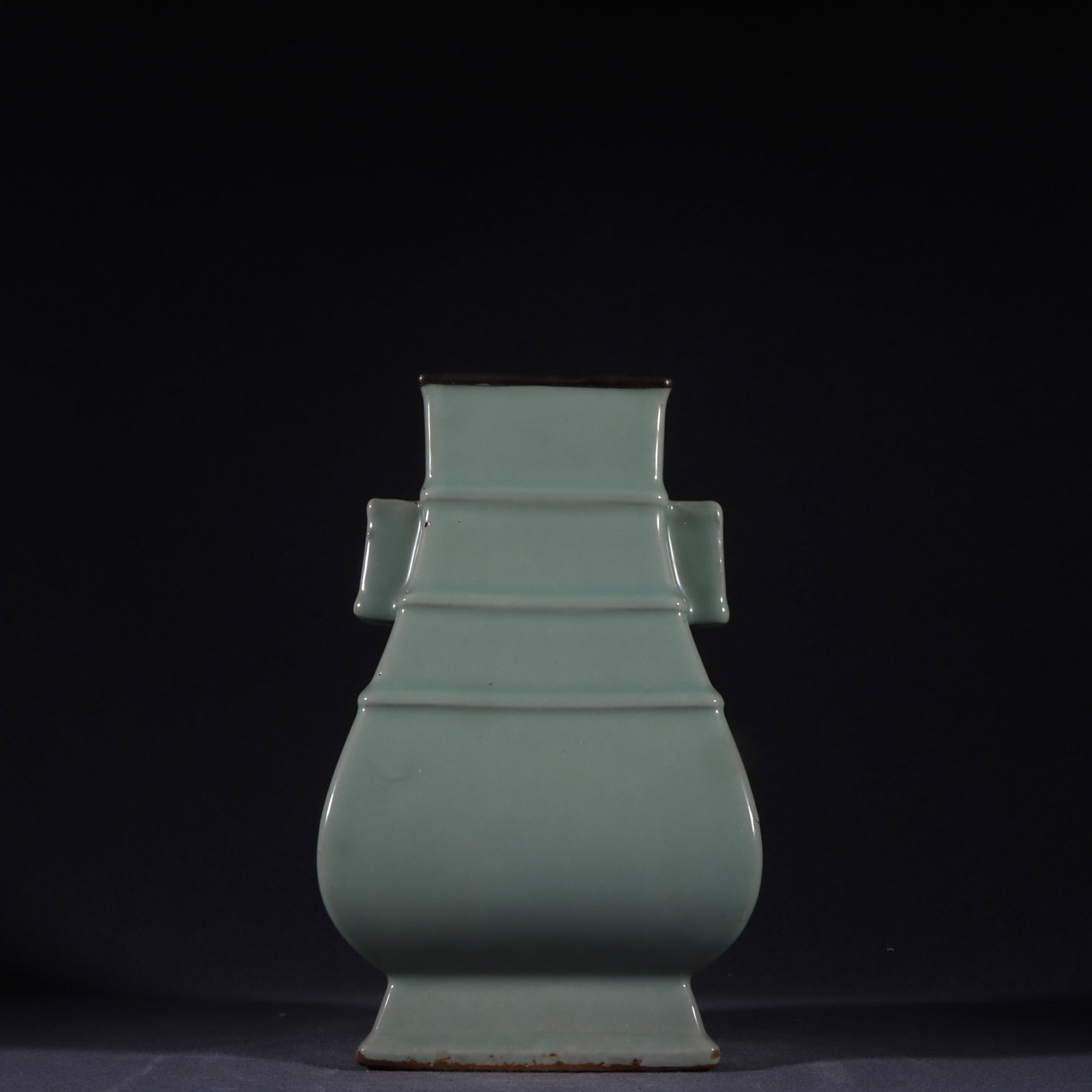 An Exquisite Guan Kiln Pink Celadon Glaze Two-Eared Vase With Silver Mounted Rim (1 of 7)