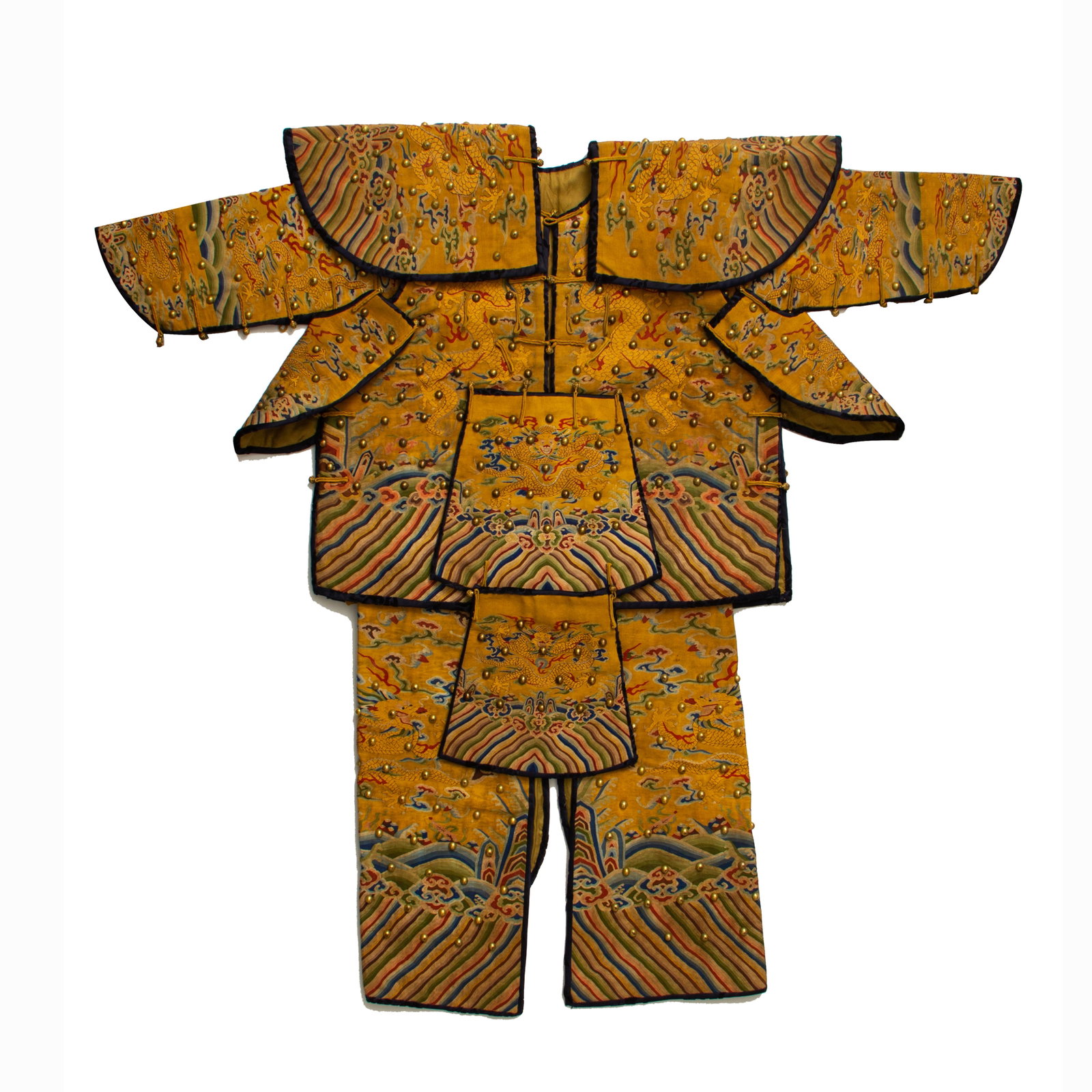 An Exquisite Kesi Silk Imperial Armor With Dragon Patterns For Eight Banners (1 of 15)