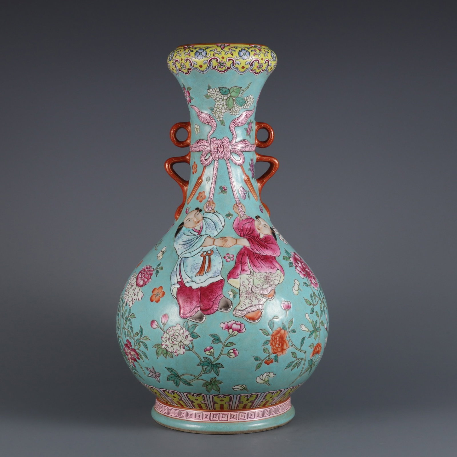 An Exquisite turquoise green ground famille rose flower carved figure double-ear vase,: An Exquisite turquoise green ground famille rose flower carved figure double-ear vase,Qing Dynasty, China,Daoguang Six-character Mark,Size:14.2inx3in,松石绿地粉彩&#