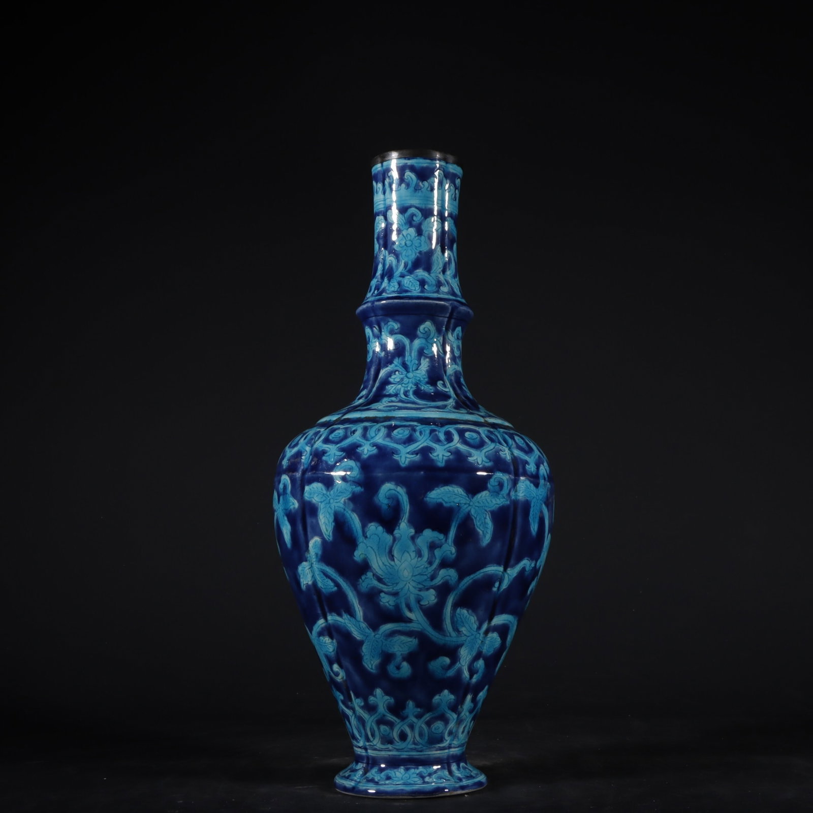 An Exquisite Blue Ground Green Enamel Ji Character Vase Decorated With Floral Patterns (1 of 9)