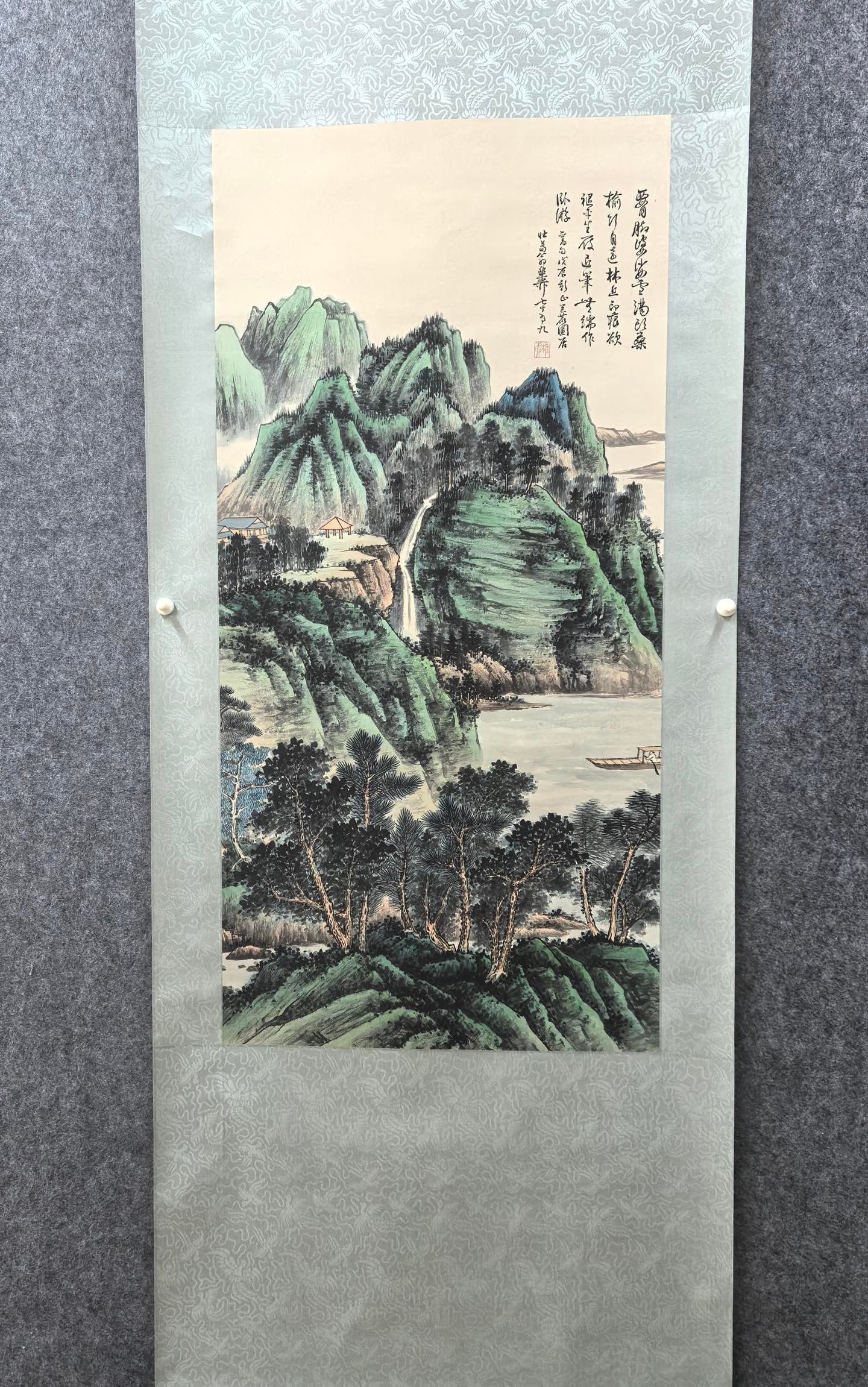 A Chinese Vertical Scroll Ink Painting of Landscape on Paper,Xie Zhiliu: A Chinese Vertical Scroll Ink Painting of Landscape on Paper,Xie Zhiliu,Size:18.9inx39.4in 一幅中国水墨山水画立轴,谢稚