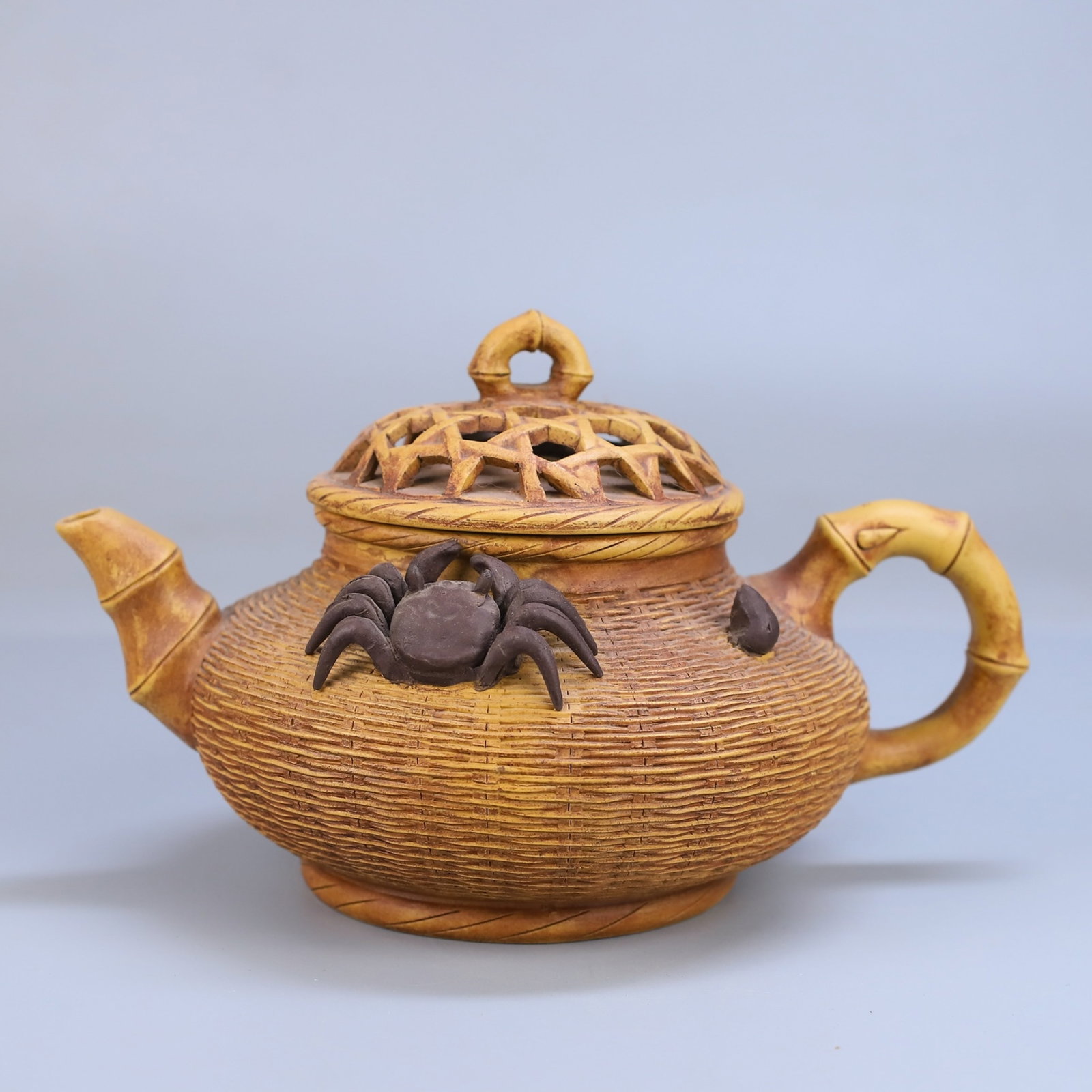 An Exquisite Purple Clay Teapot With Bamboo And Crab Patterns: An Exquisite Purple Clay Teapot With Bamboo And Crab Patterns,China,Qing Dynasty,With
