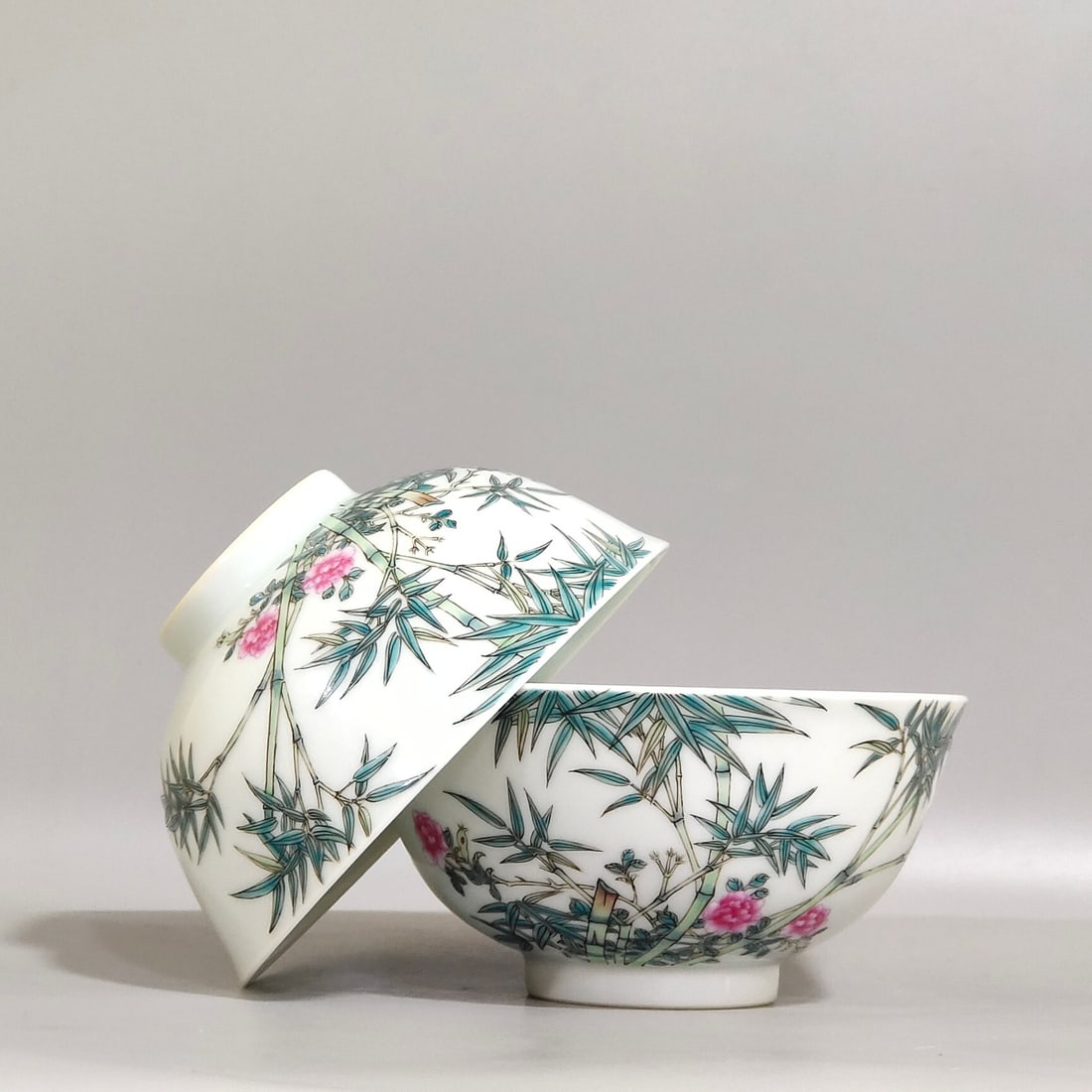 A Pair Of Exquisite Cups Painted With Famille Rose Bamboo Motifs Symbolizing Peace (1 of 9)