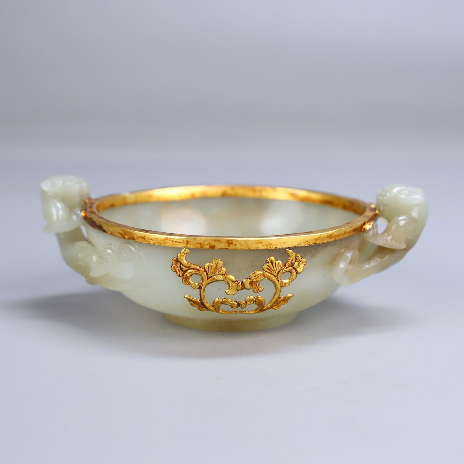 An Exquisite White Jade Cup With Gold Wrapping And Double Chi Dragon Ears: An Exquisite White Jade Cup With Gold Wrapping And Double Chi Dragon Ears,China,Qing