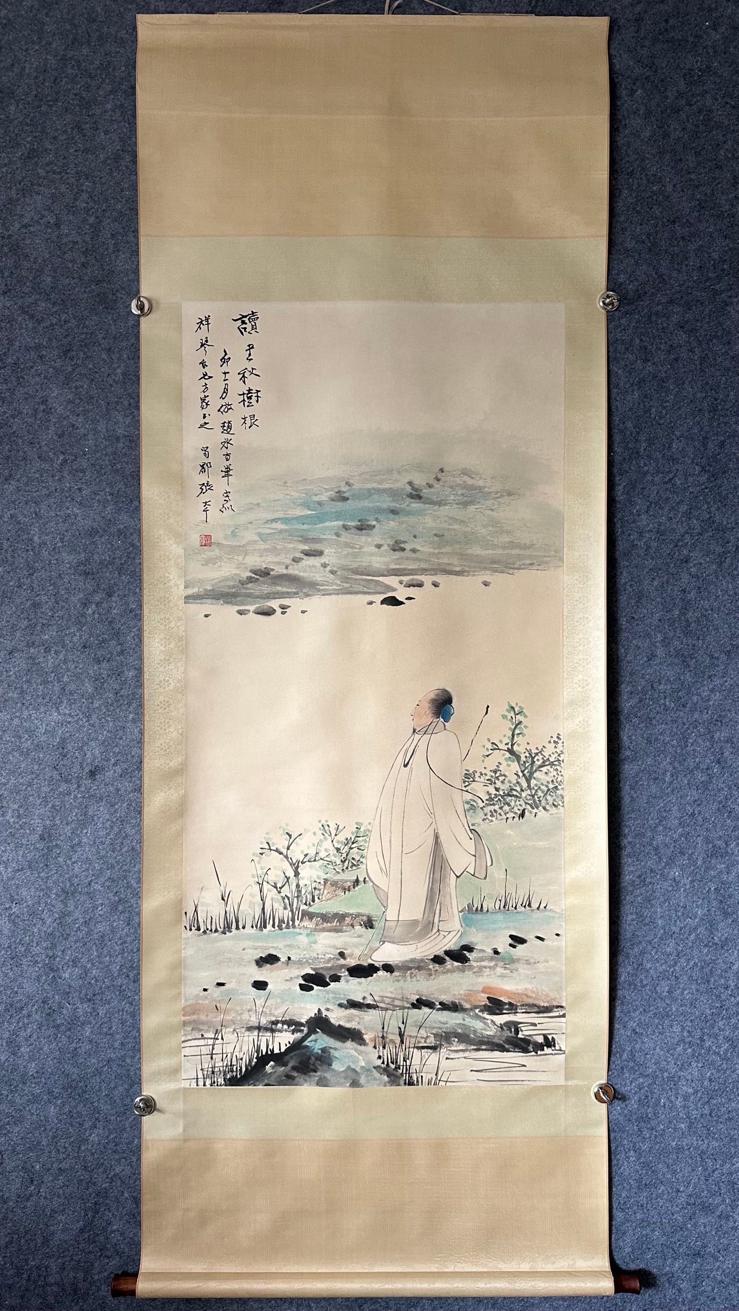 A Chinese Ink-on-Paper Hanging Scroll, Scholar with Staff: A Chinese Ink-on-Paper Hanging Scroll, Scholar with Staff,Zhang Daqian,Size:26.4inx53.5in,一副中国水墨高士策杖图纸本ే