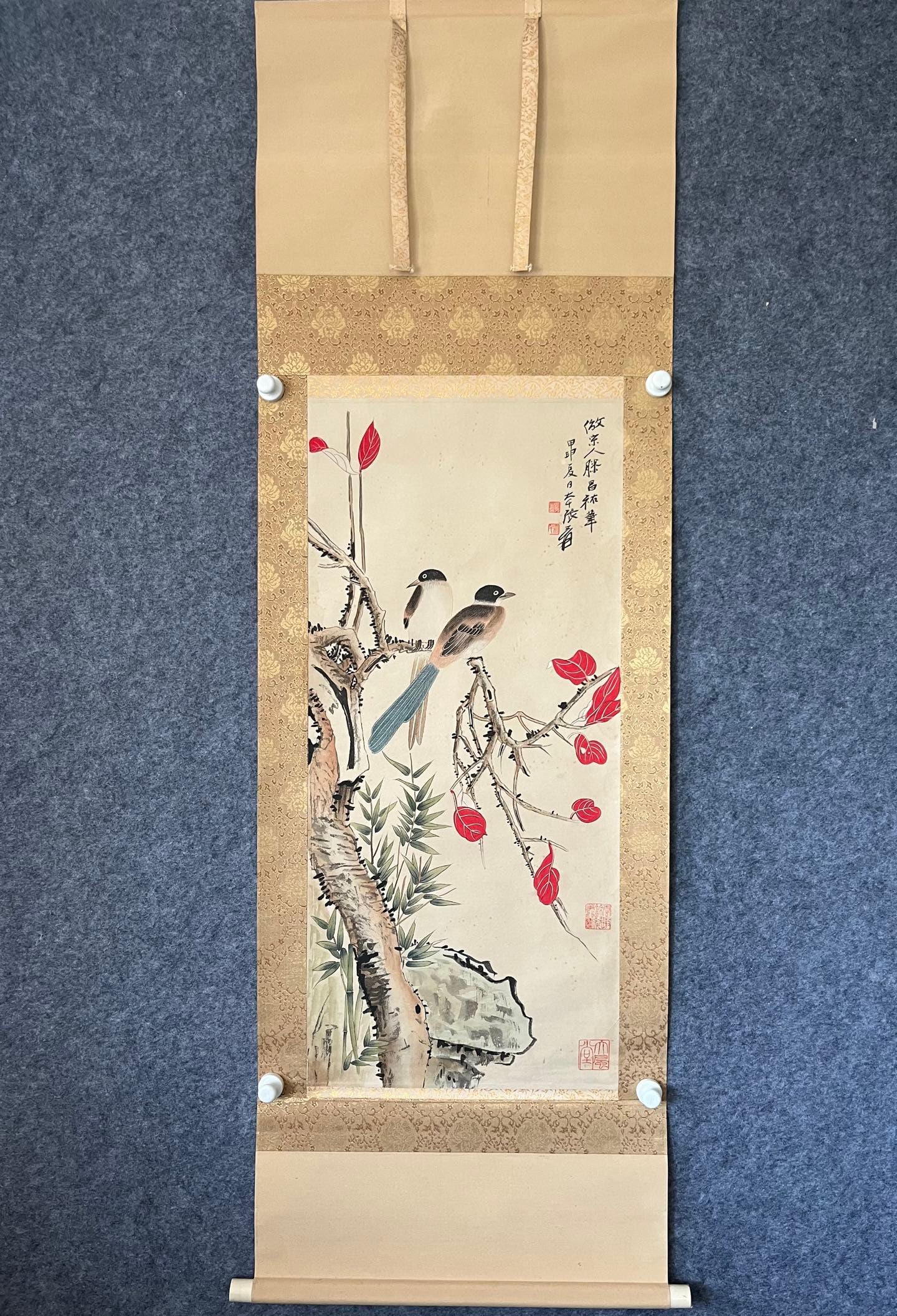 A Chinese Ink-on-Paper Hanging Scroll, Birds and Red Leaves: A Chinese Ink-on-Paper Hanging Scroll, Birds and Red Leaves,Zhang Daqian,Size:16.5inx36.2in,一副中国水墨红叶禽鸟纸本立$
