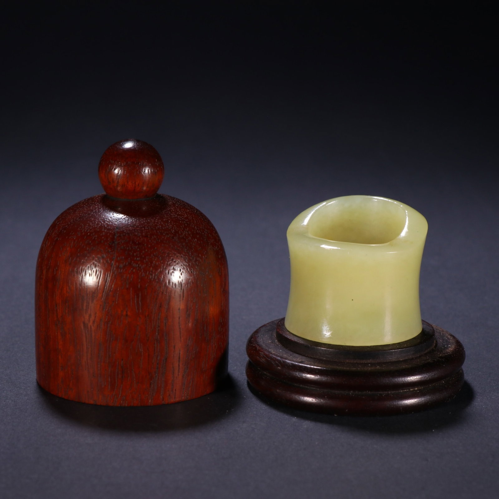 An Exquisite Yellow Jade Waisted Thumb Ring: An Exquisite Yellow Jade Waisted Thumb Ring,China Qing Dynasty,Dimensions:1.1inx0.9in,Weight:27.7g,黄玉束腰扳指,中国清代