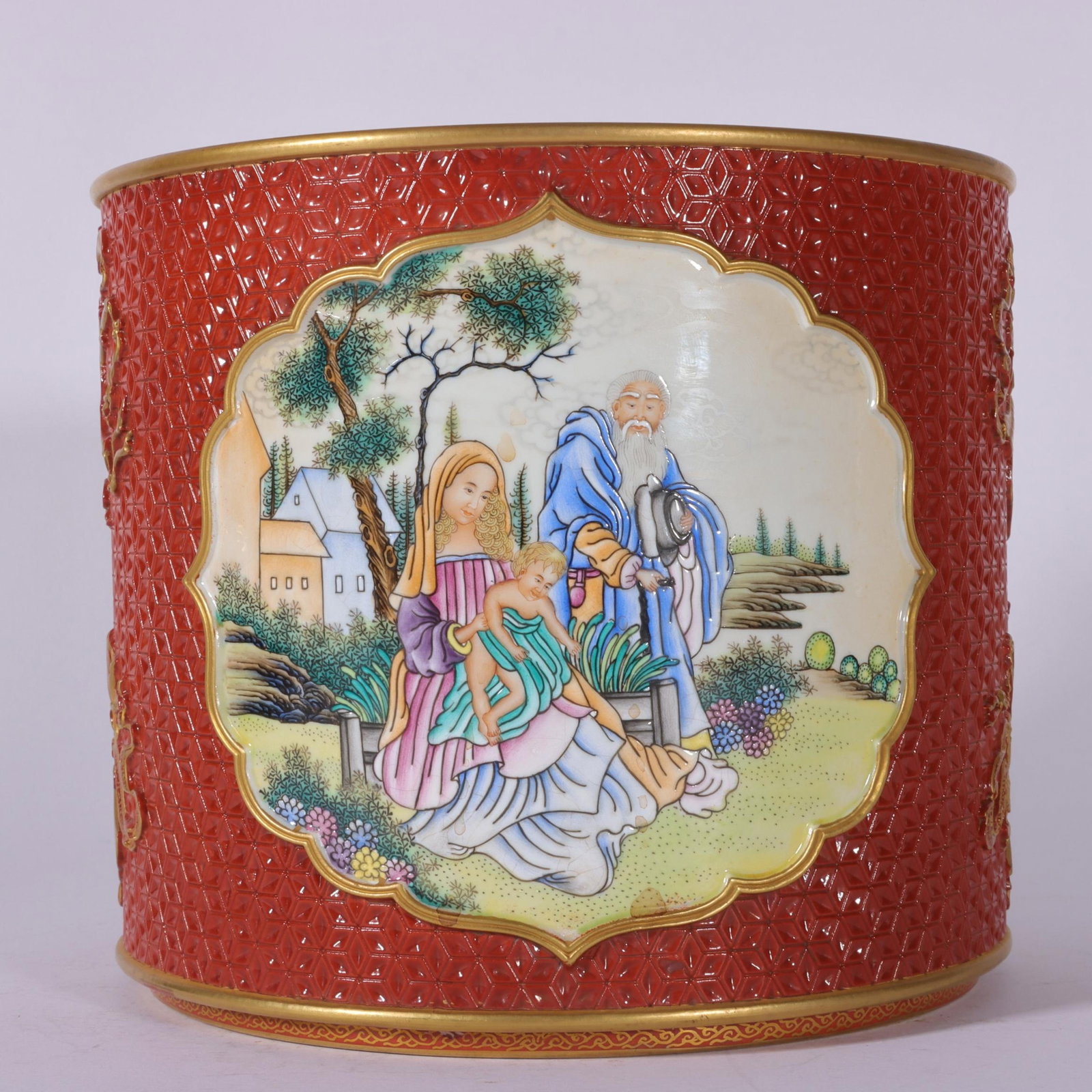 A Fine Enamel Color Iron-Red Carved and Gilt Brush Pot with Western Figure Panels: A Fine Enamel Color Iron-Red Carved and Gilt Brush Pot with Western Figure Panels,Qing Dynasty,China,Qianlong Six-character Mark,Size:6.3inx7.2inx6.6in,珐琅彩矾红雕