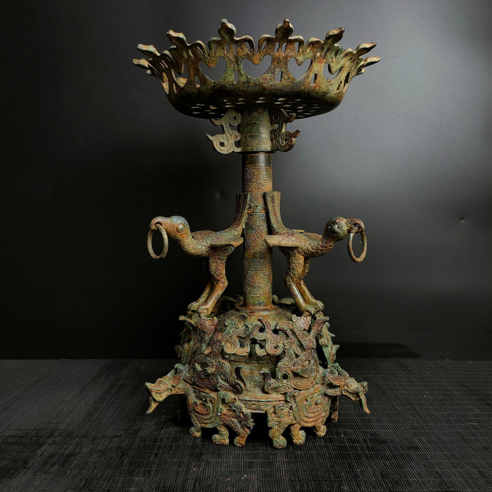 A Fine Openwork Bronze Phoenix?Bird Lamp - 3