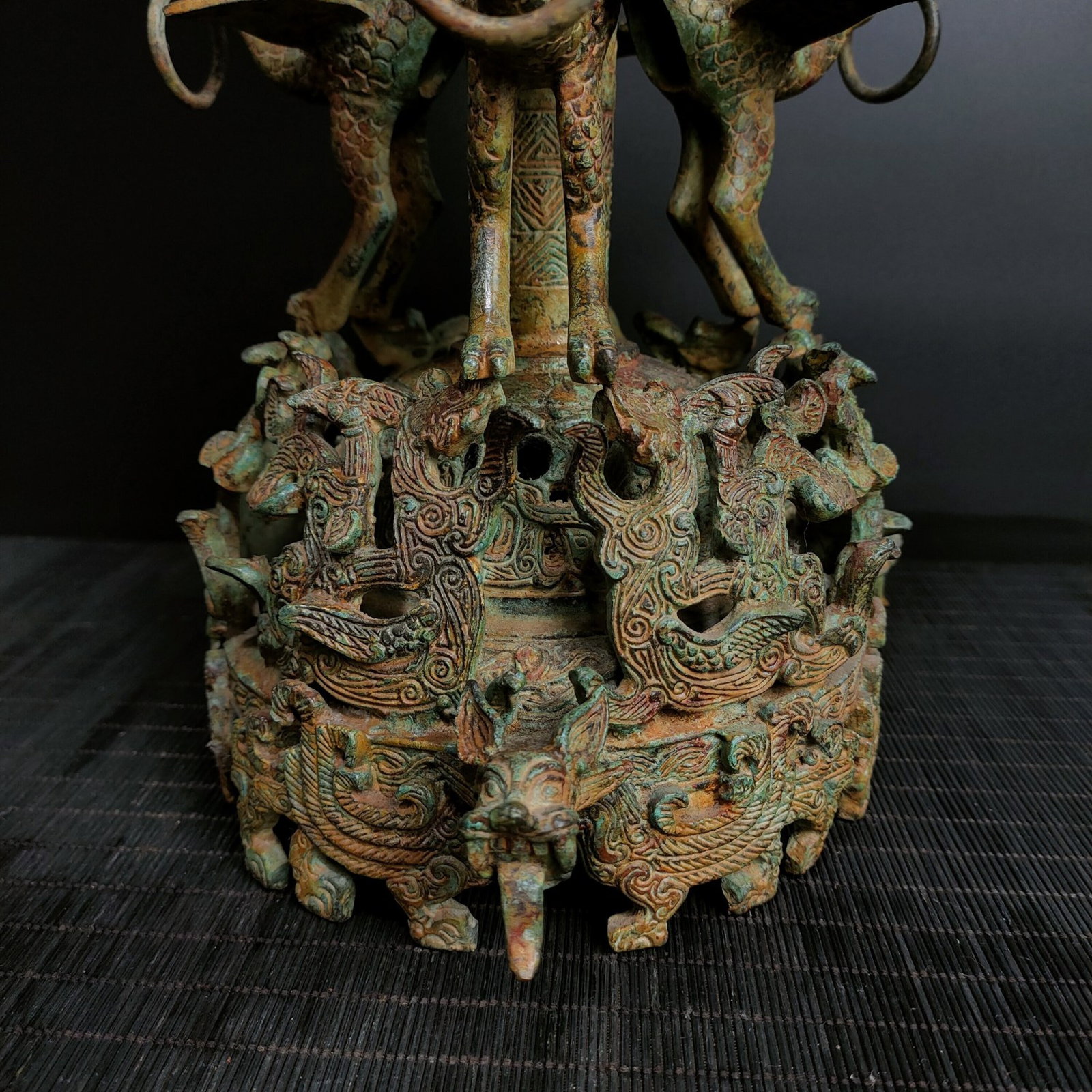 A Fine Openwork Bronze Phoenix?Bird Lamp - 5