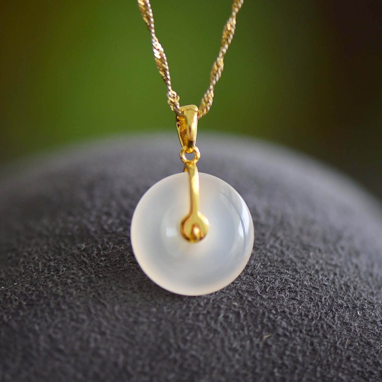 An Exquisite Jadeite Mammon Pattern Pendant - 5
