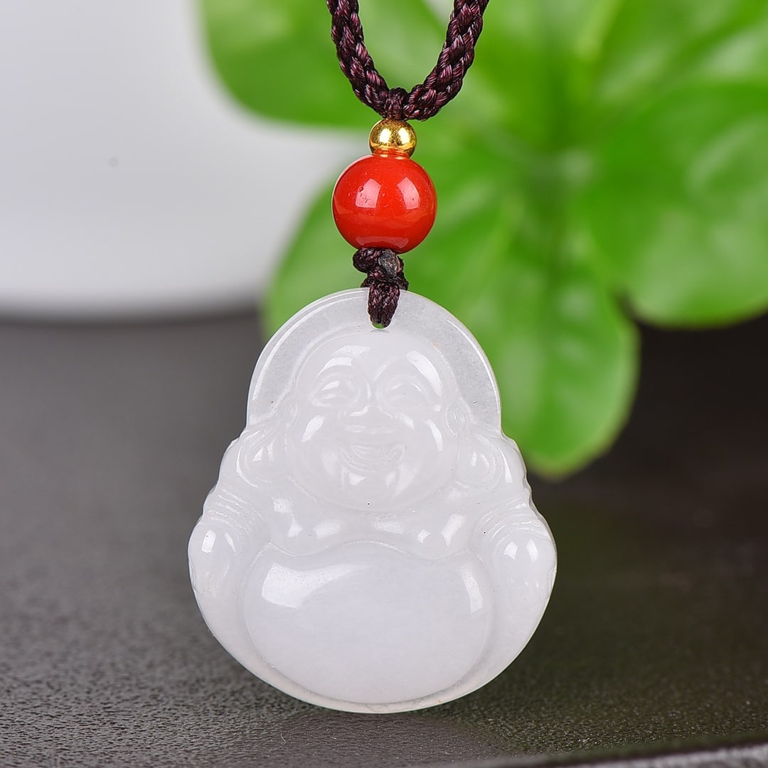 An Exquisite Sterling Silver-Gold Plated Inlaid Agate Pendant,Inlaid Shell: An Exquisite Jadeite Bracelets，Size:57mmx16mmx13mm 翡翠手镯