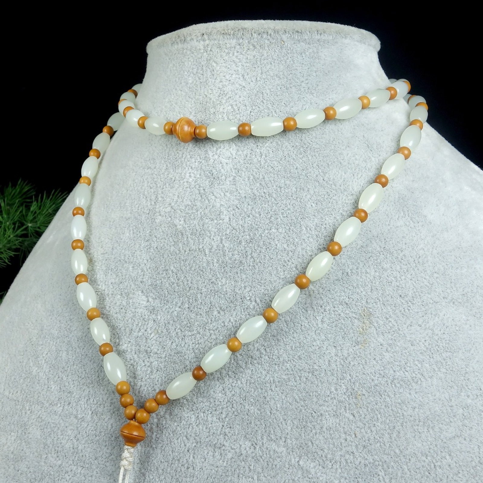 An Exquisite Pendant - 6