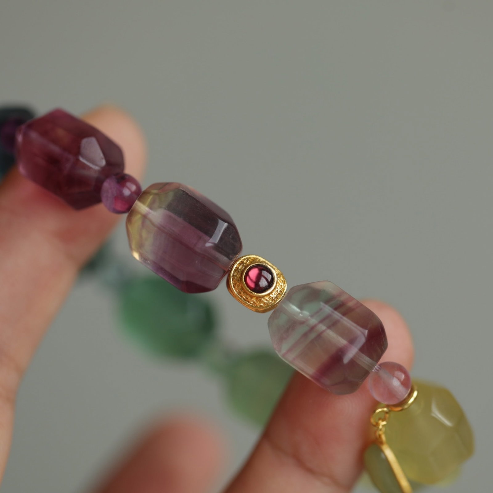 An Exquisite Crystal Bracelets - 5