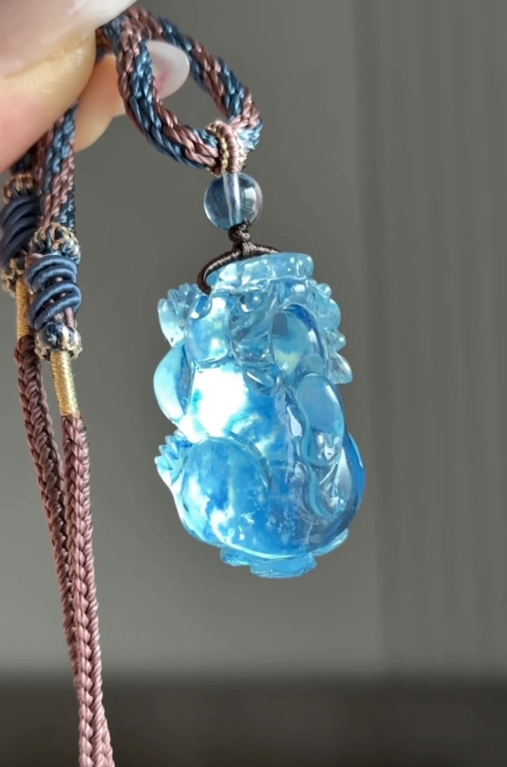 An Exquisite Cinnabar Figure Pattern Pendant - 4