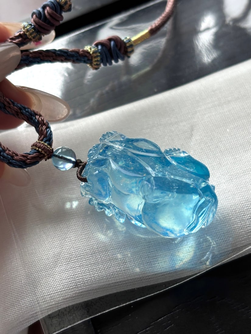 An Exquisite Cinnabar Figure Pattern Pendant - 6