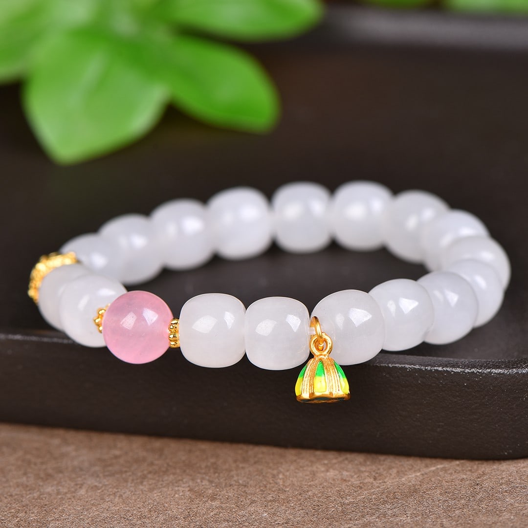 An Exquisite Jasper Bracelets - 3