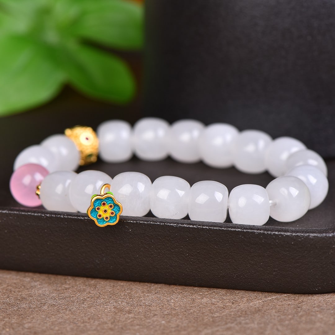An Exquisite Jasper Bracelets - 5