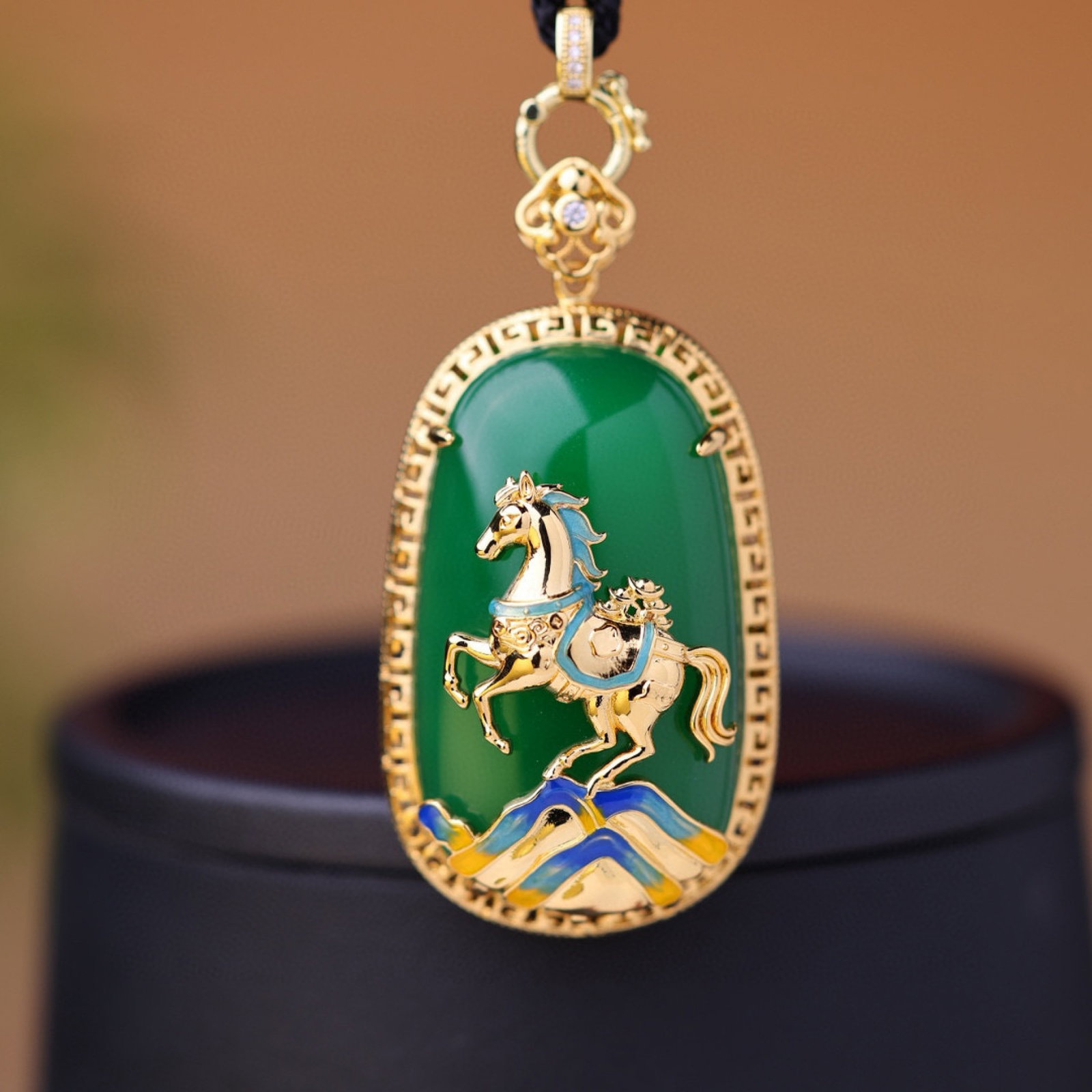 A Pair of Exquisite Sterling Silver-Gold Plated Inlaid White Jade Enamel Earrings: A Pair of Exquisite Sterling Silver-Gold Plated Inlaid White Jade Enamel Earrings,Size:8mmx8mm 一对纯银镀金镶白玉珐琅耳环