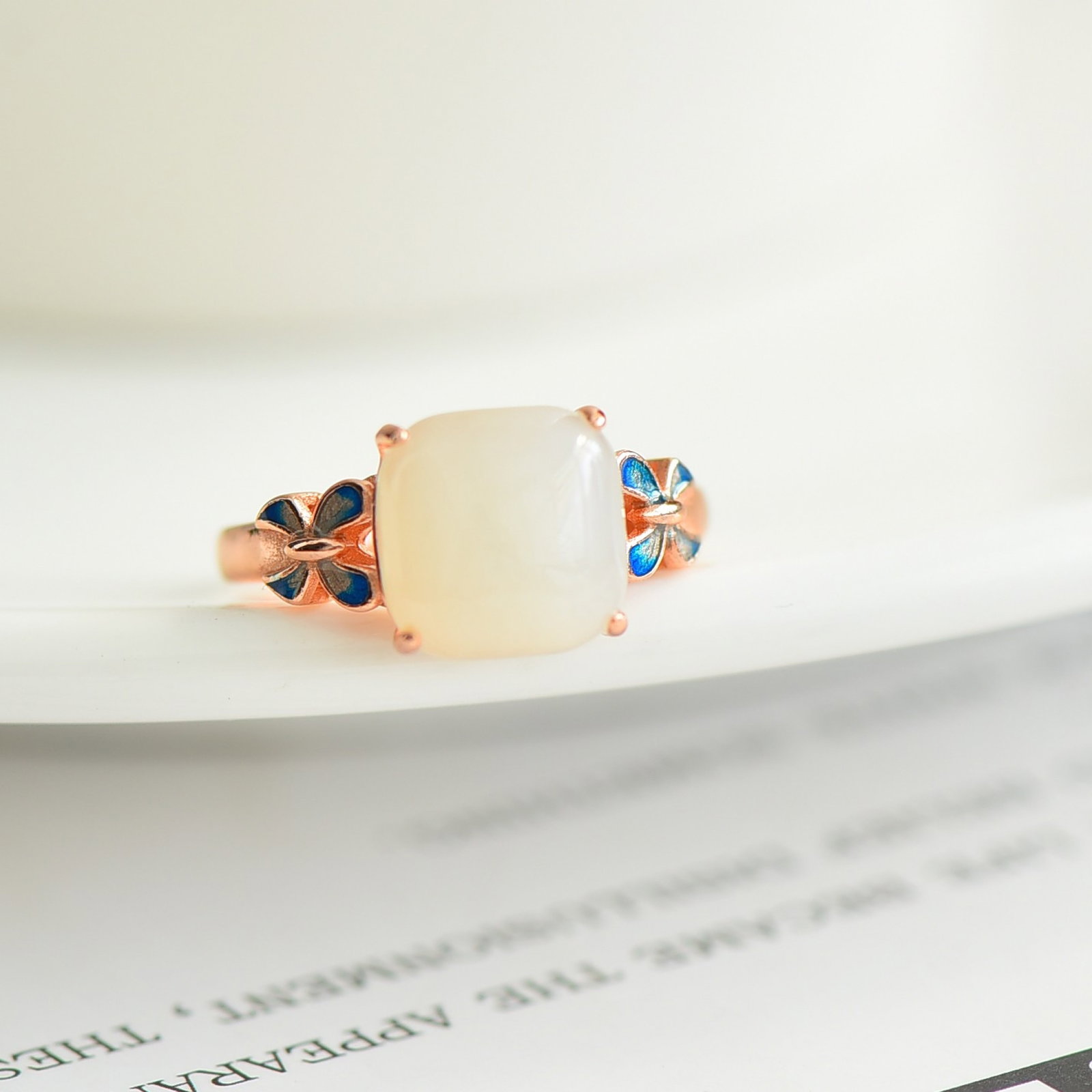 An Exquisite Pendant - 5