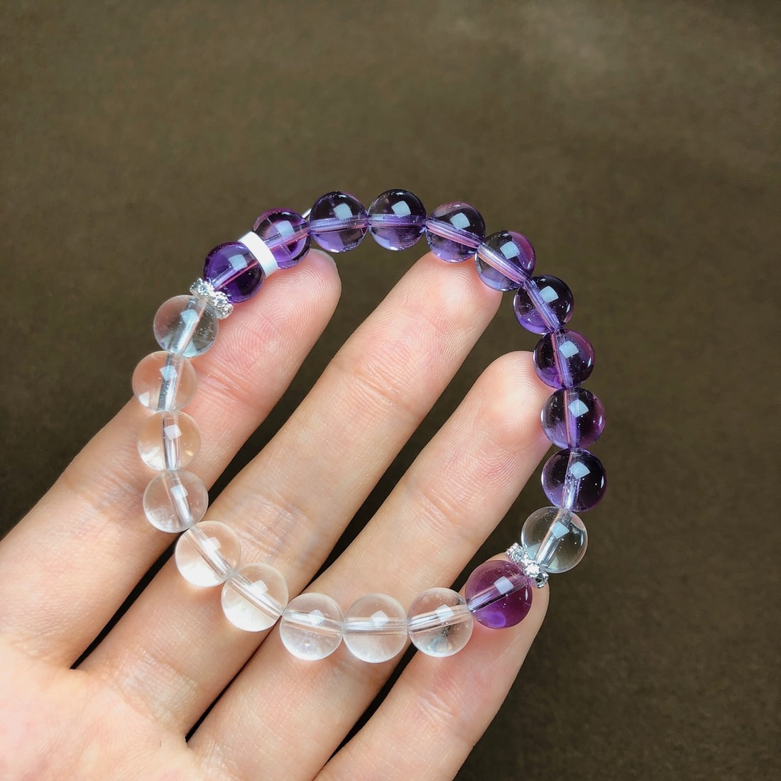 An Exquisite Sterling Silver-Gold Plated Inlaid White Jade Pendant: An Exquisite Sterling Silver-Gold Plated Inlaid White Jade Pendant,Size:15mmx15mm 一个精美的纯银镀金镶白玉吊坠