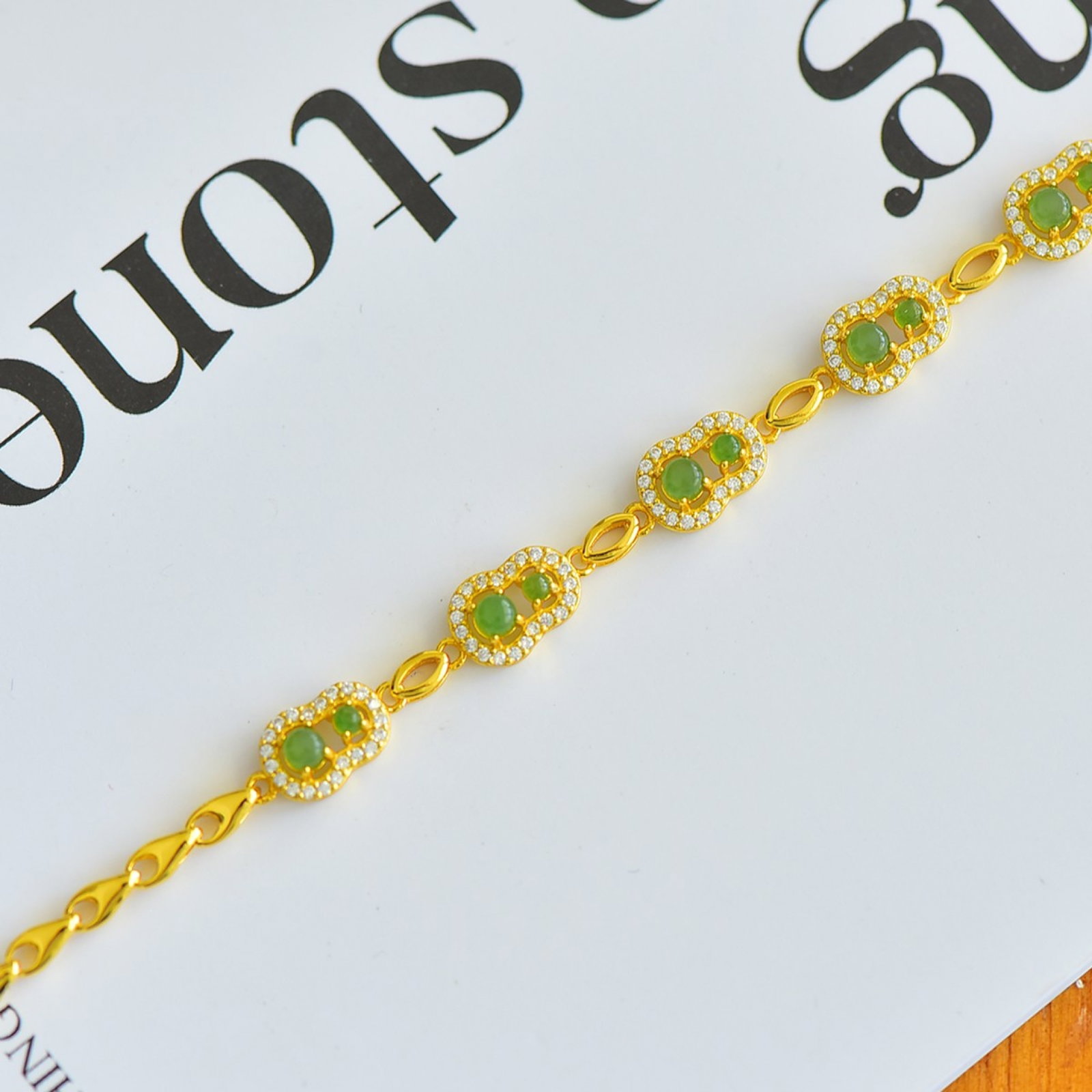An Exquisite Dzi Bead Bracelets - 4