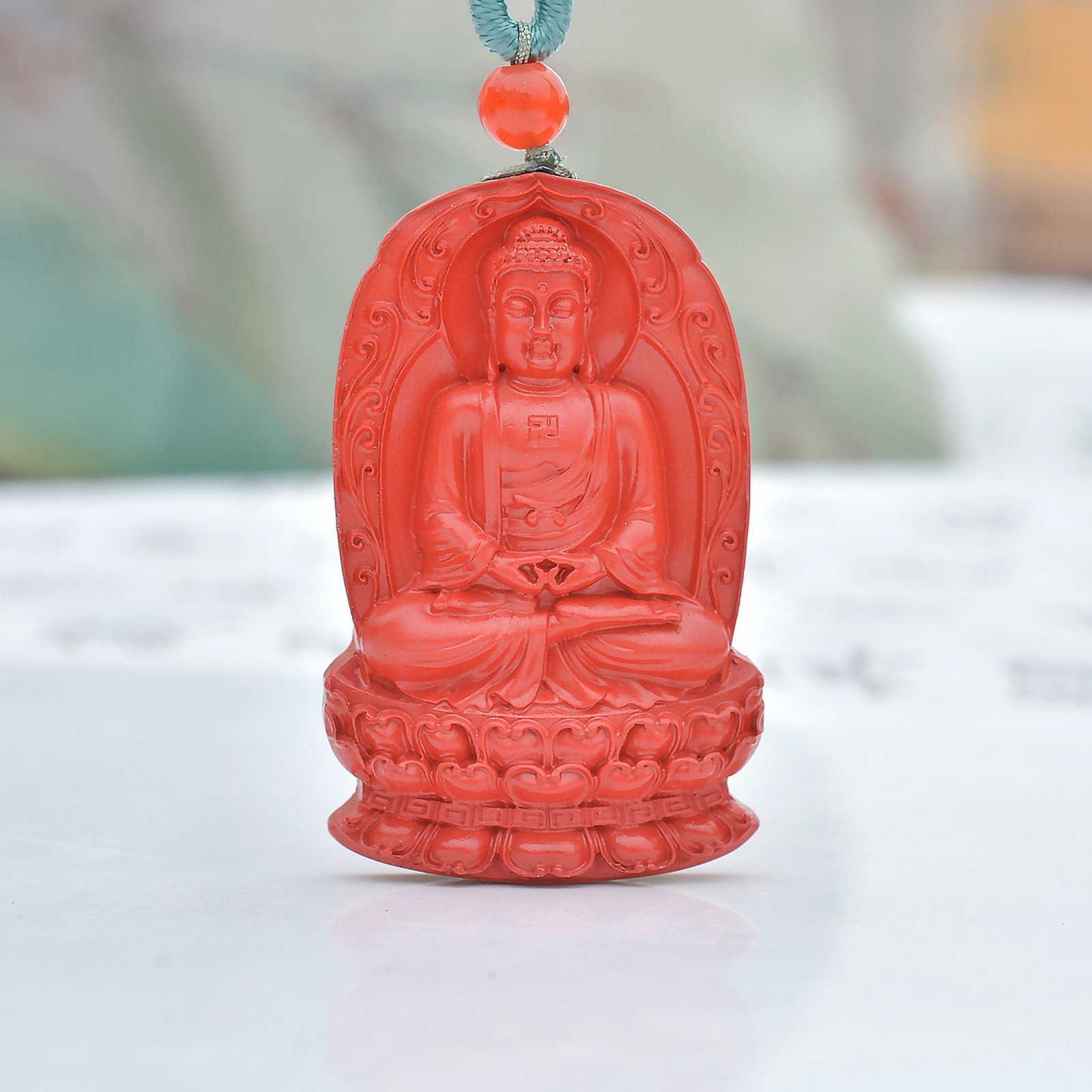 An Exquisite Cinnabar Sakyamuni Pattern Pendant - 2