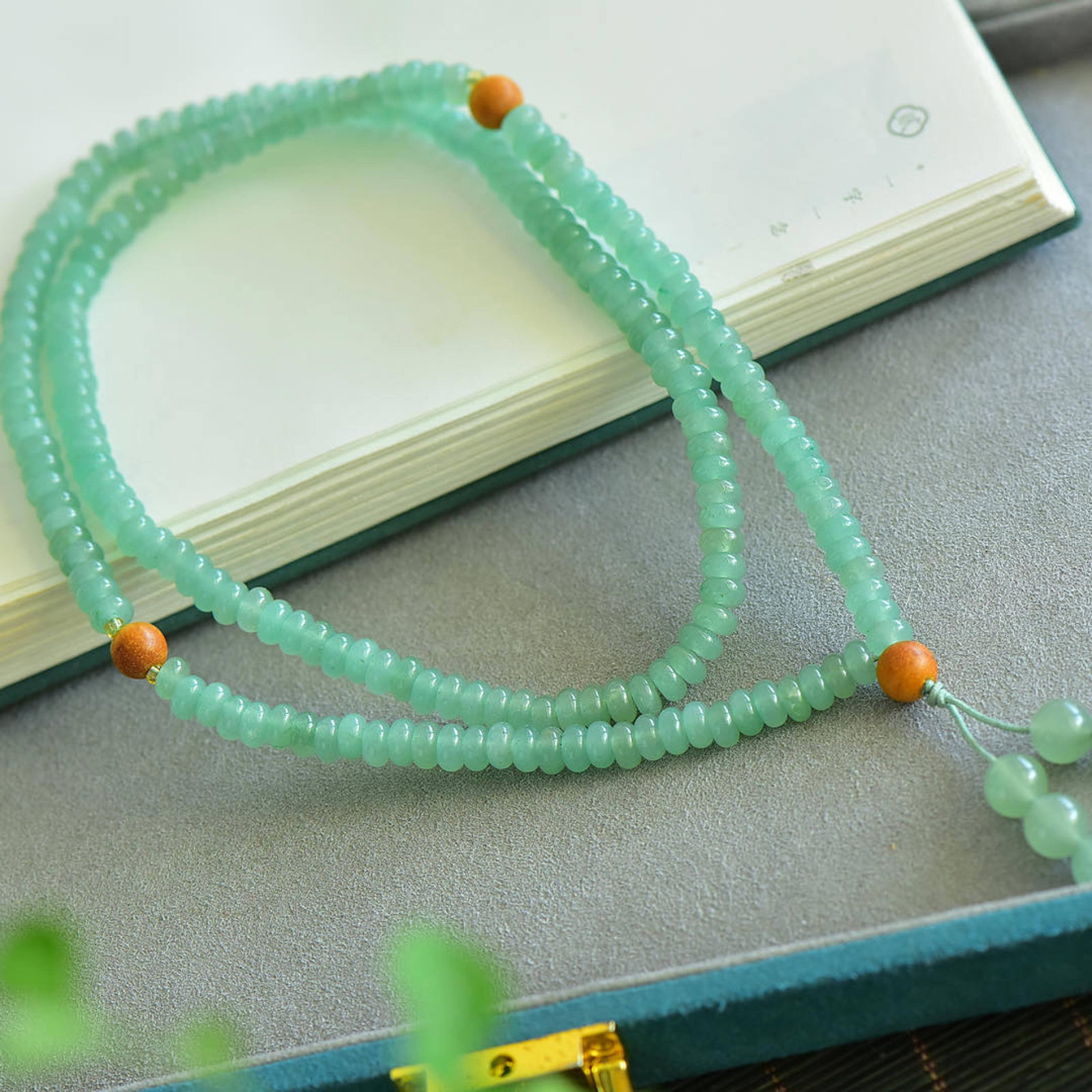 An Exquisite Crystal Bracelets - 3